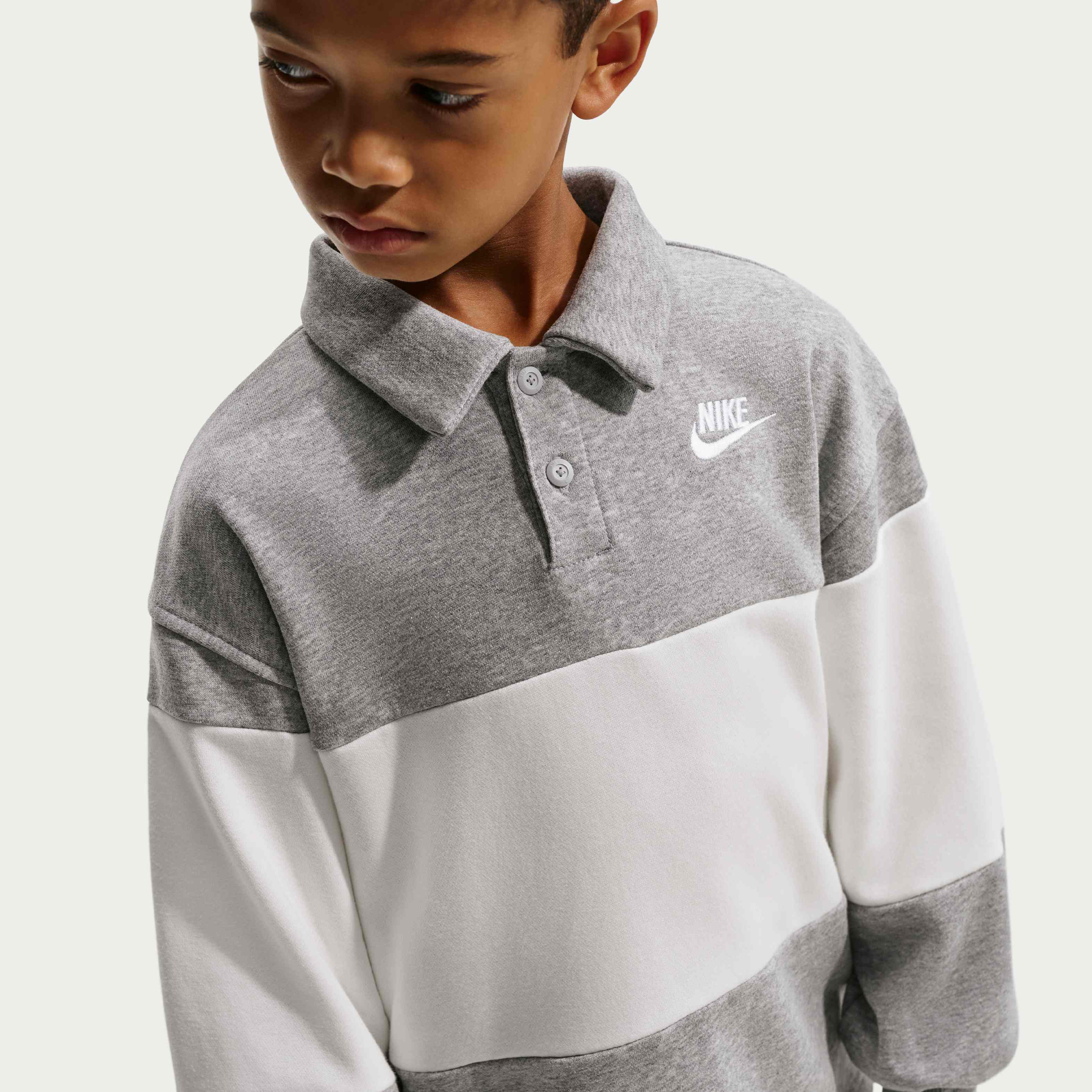 Nike Sportswear Club image number 2