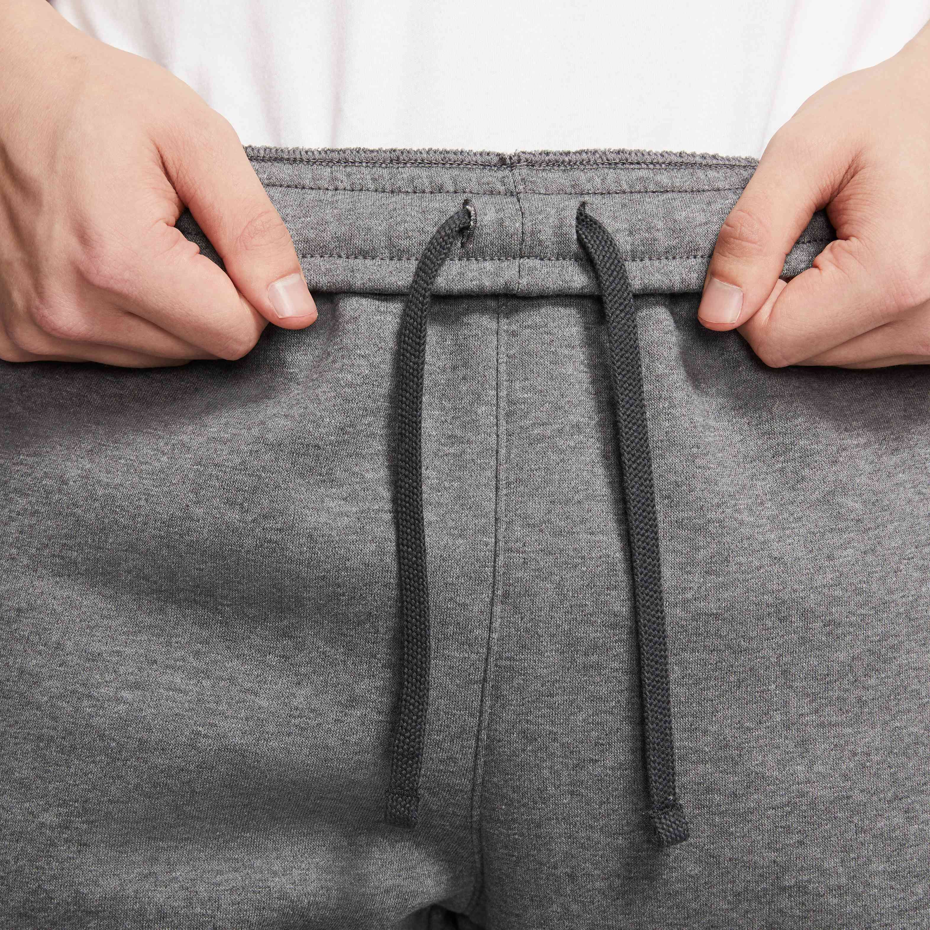 نايكي سبورتسوير كلوب فليس image number 2