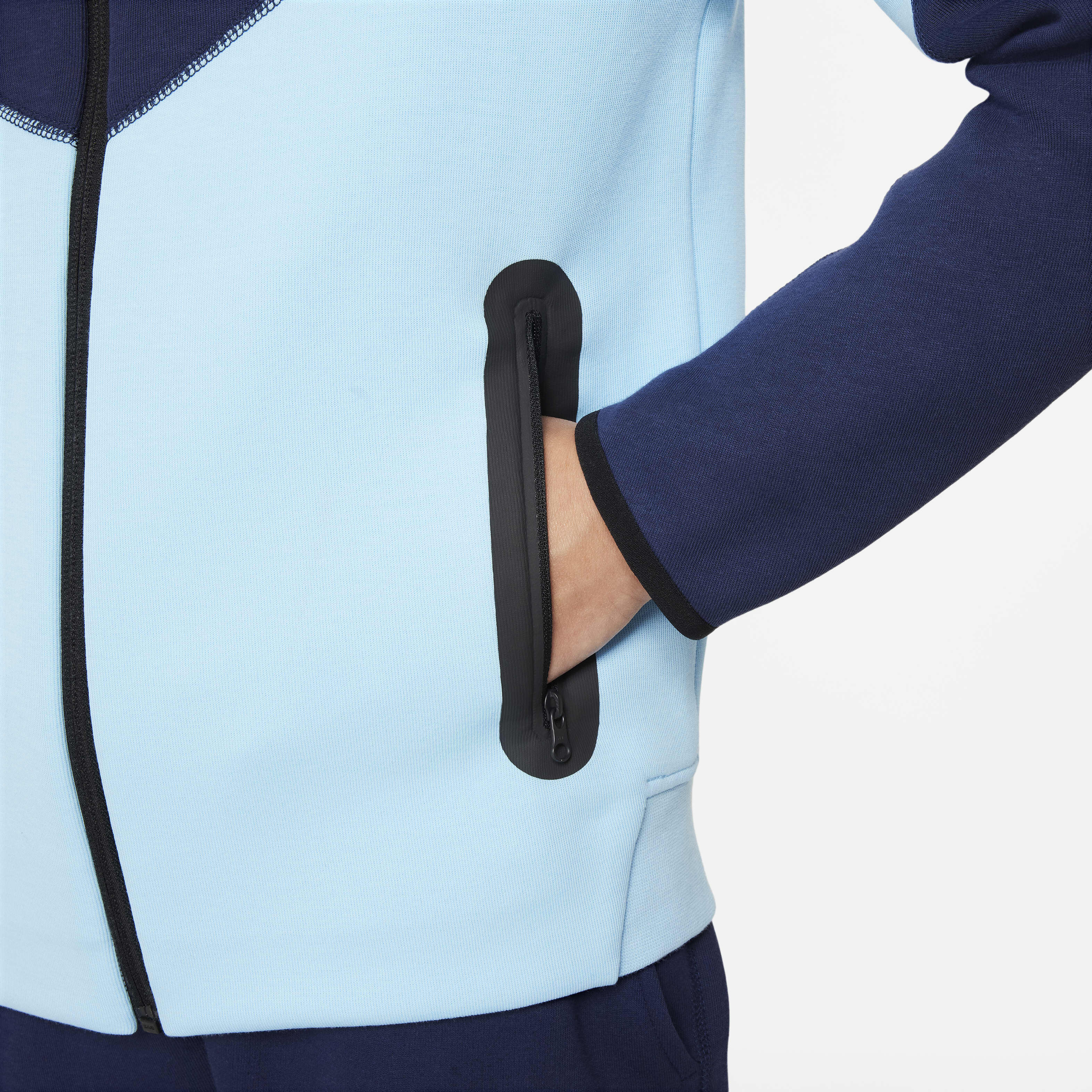 Nike Sportswear Tech Fleece image number 3