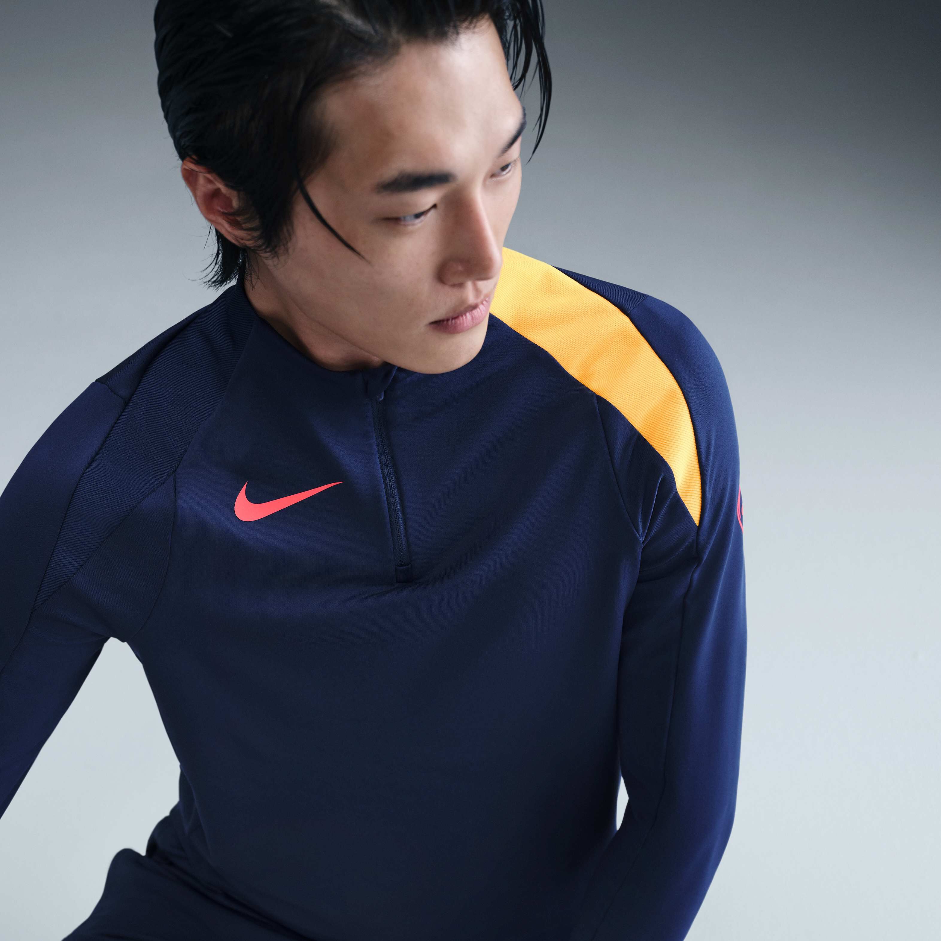 Nike Strike image number 2