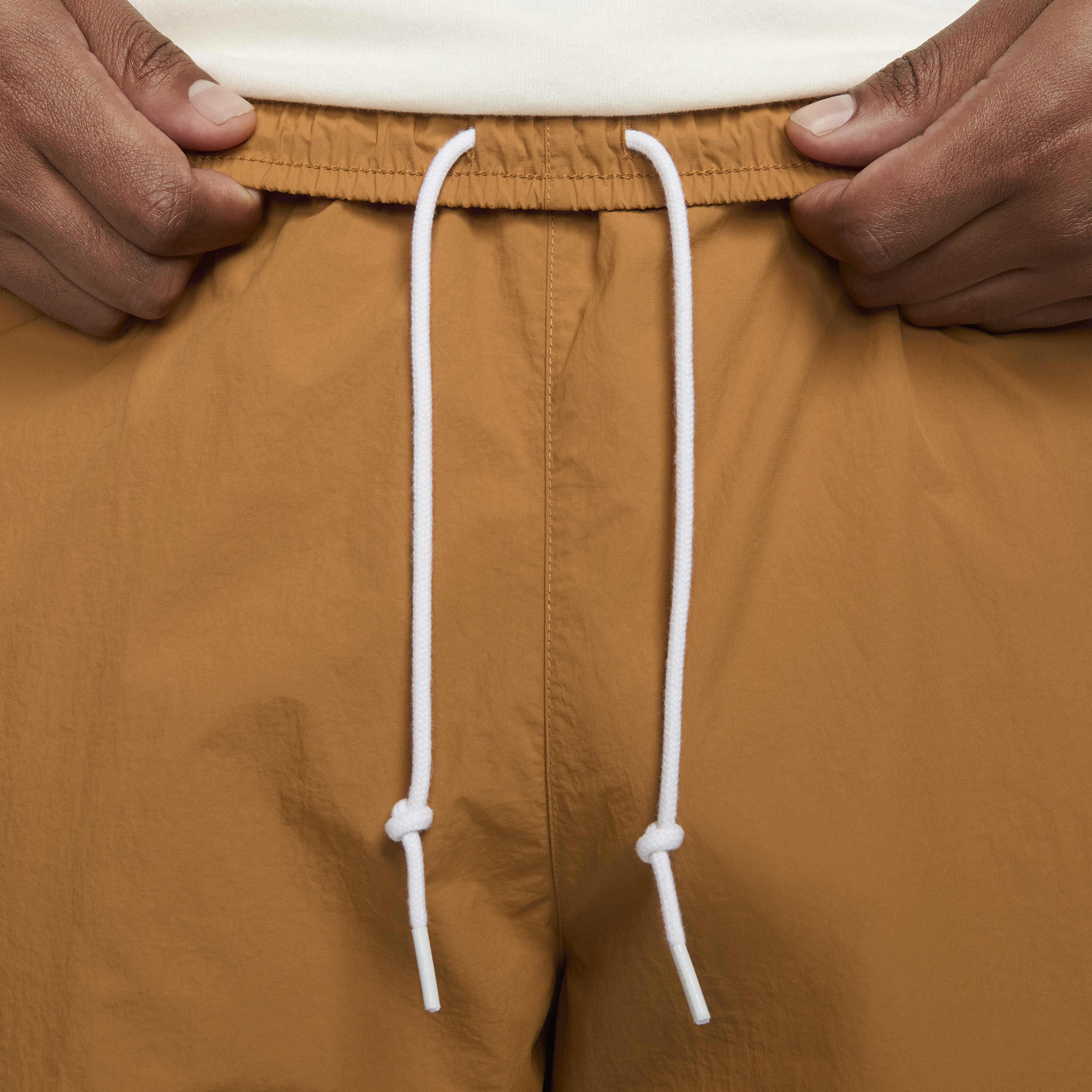 Nike Solo Swoosh image number 5