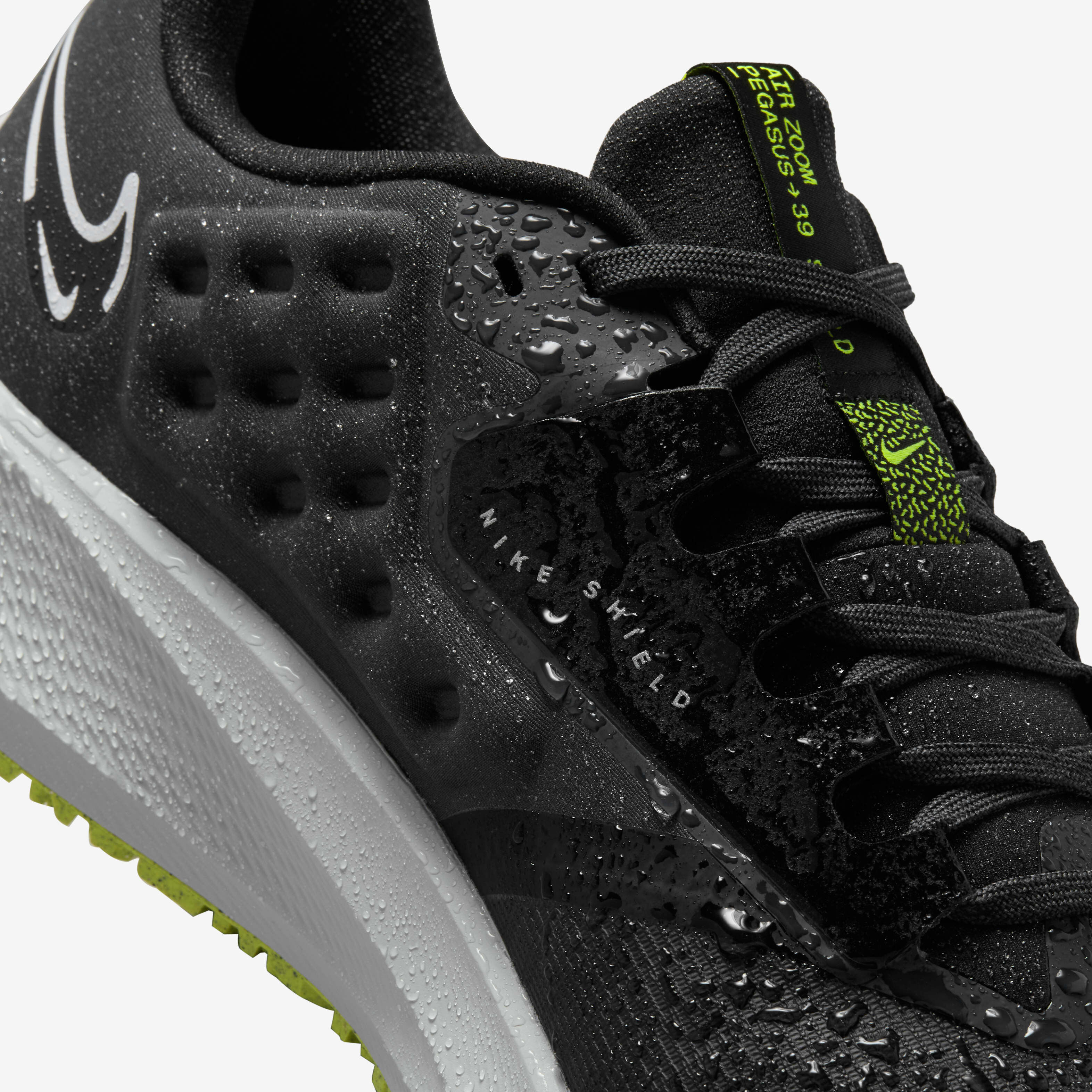 Nike Pegasus 39 Shield image number 12
