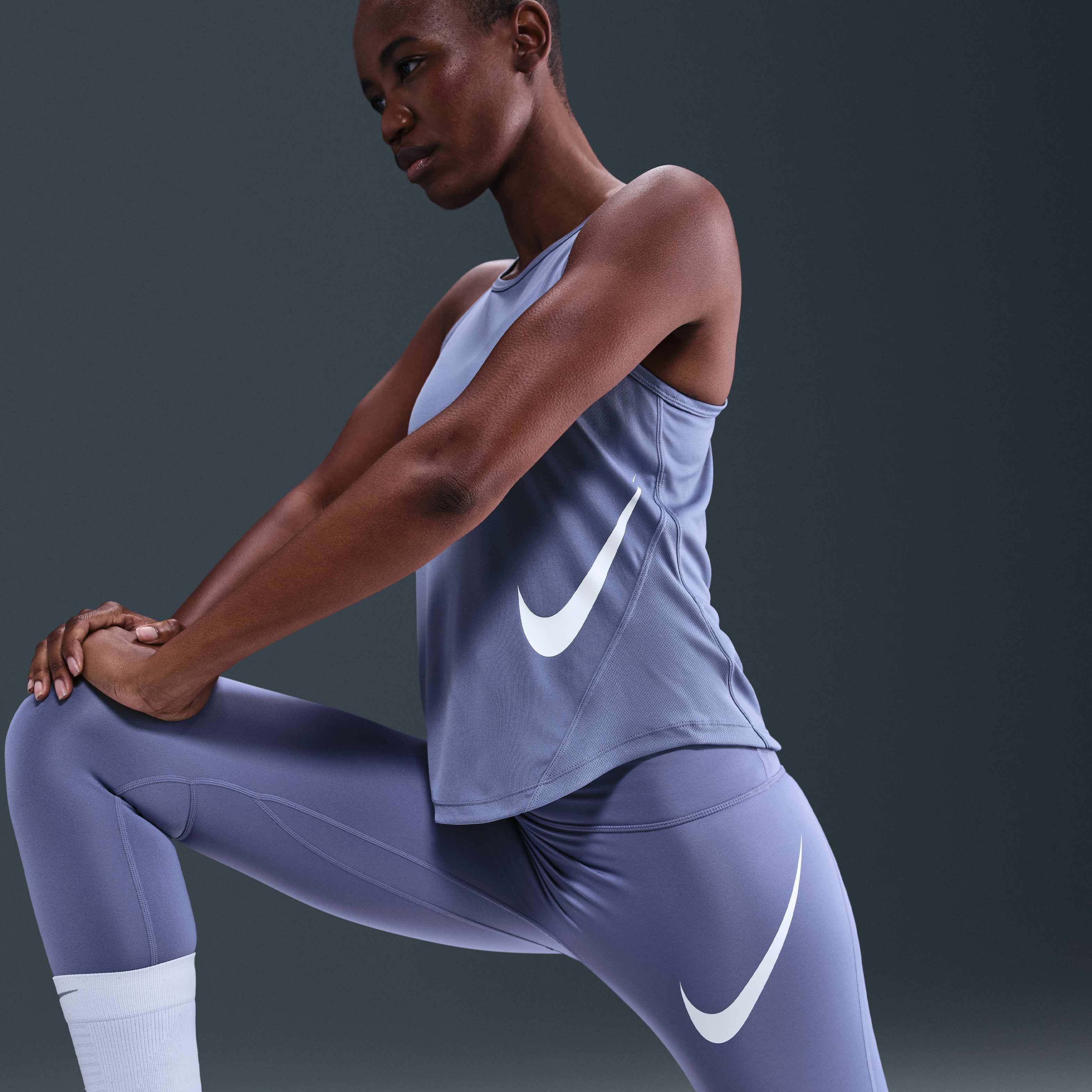 Nike Tempo Swoosh Run image number 4