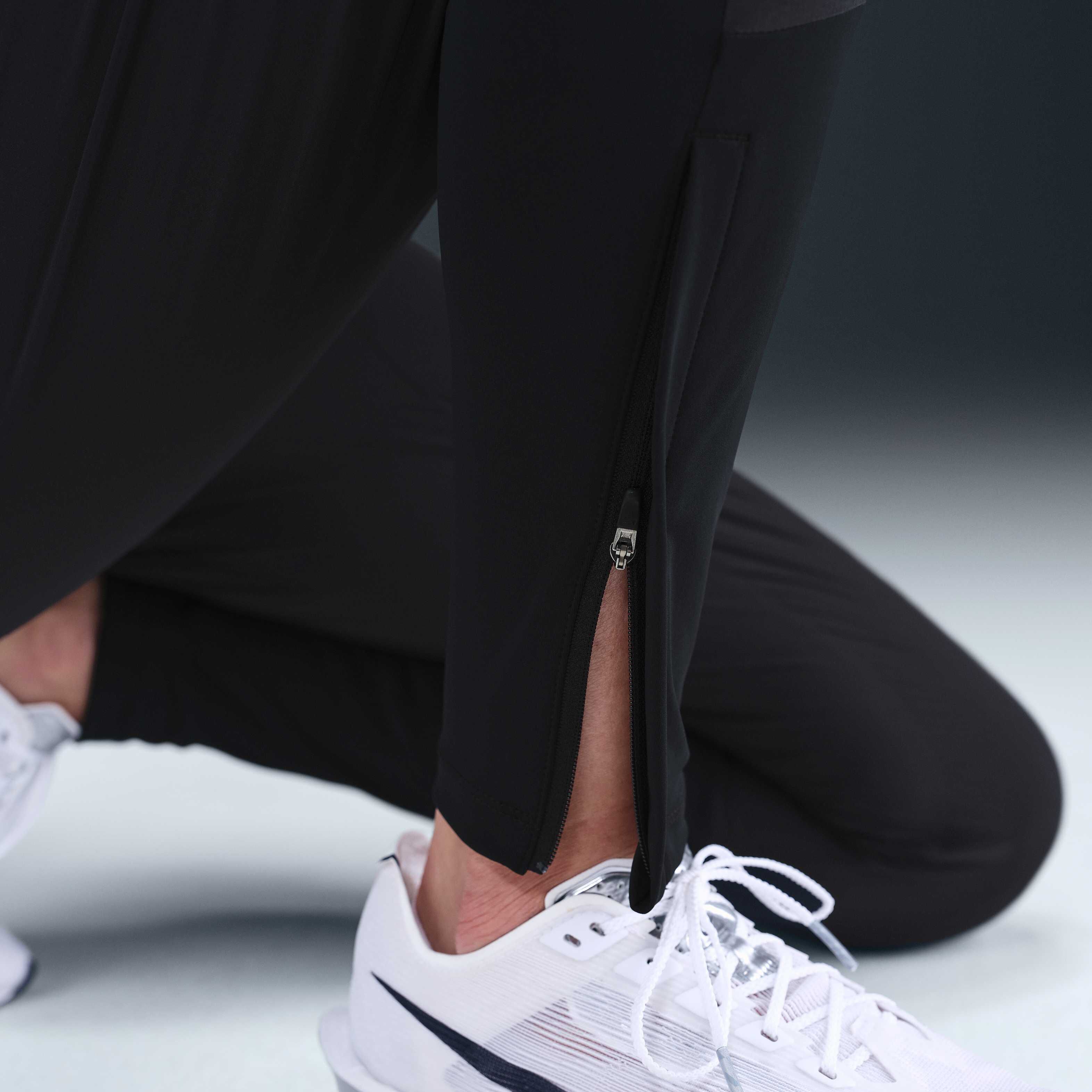 Nike Swift image number 5