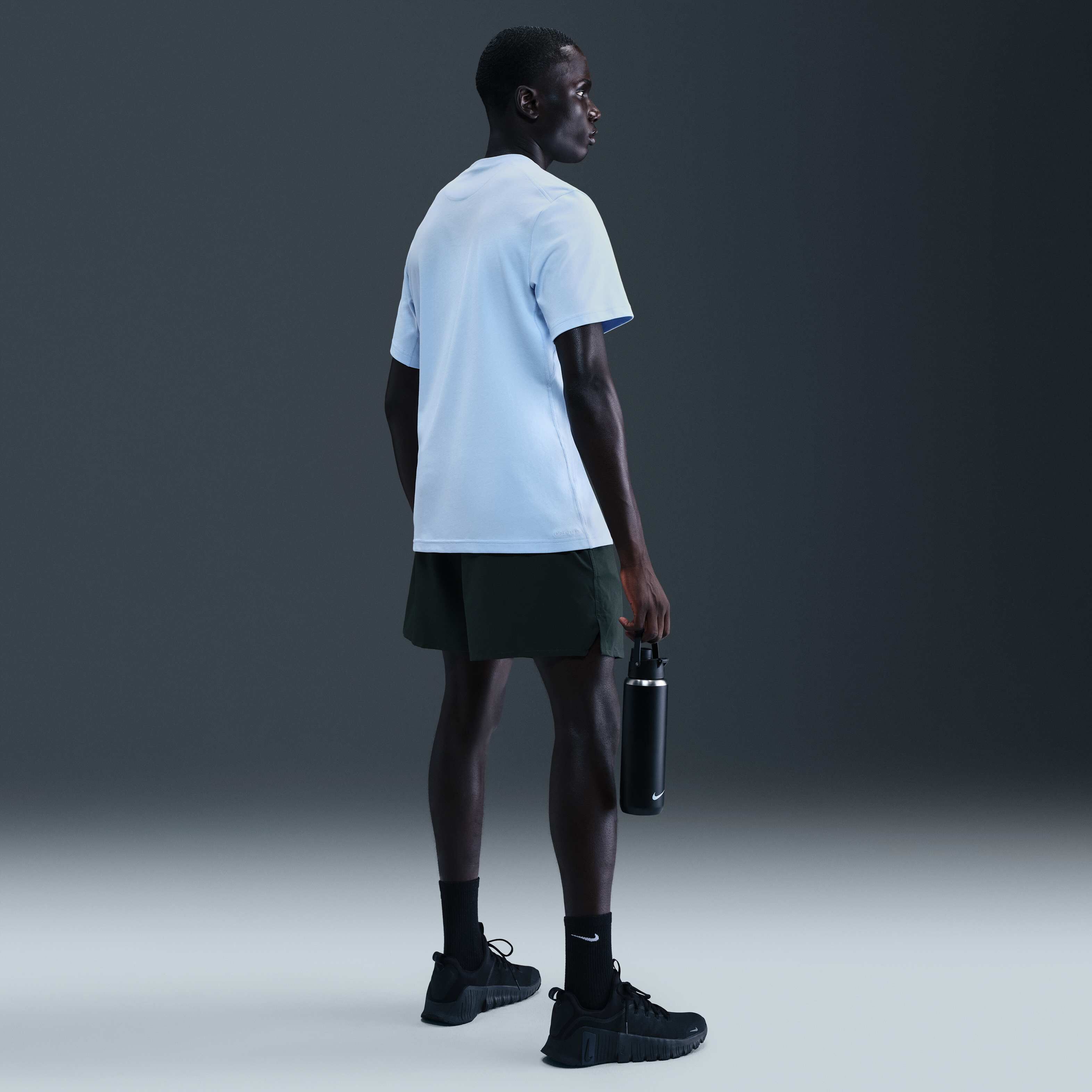 نايكي انليميتد image number 3