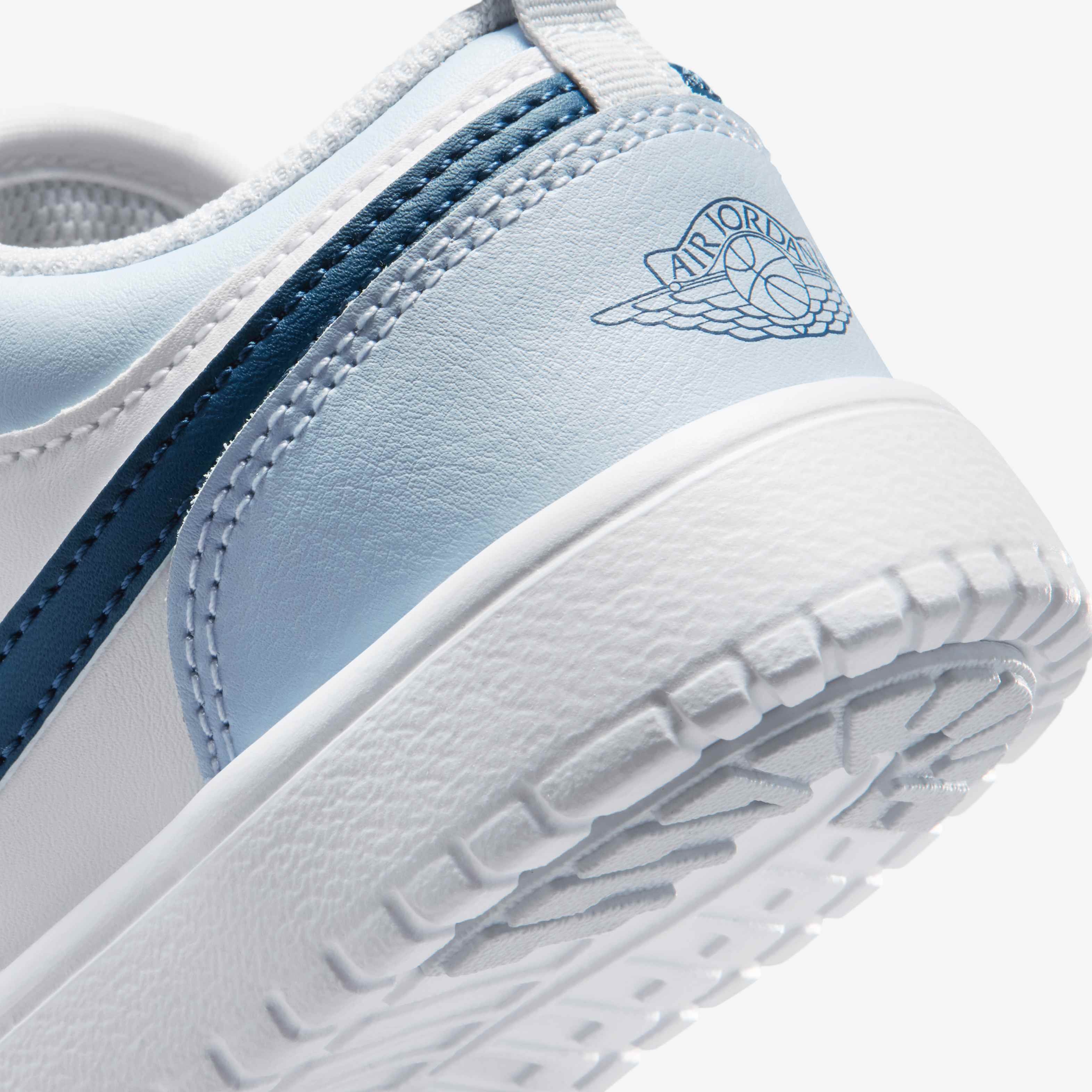 Jordan 1 Low Alt image number 7