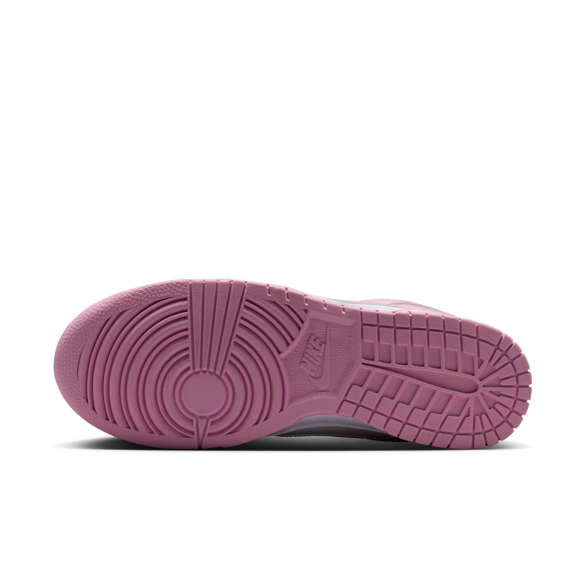Nike Dunk Low SE Patent Leather image number 4