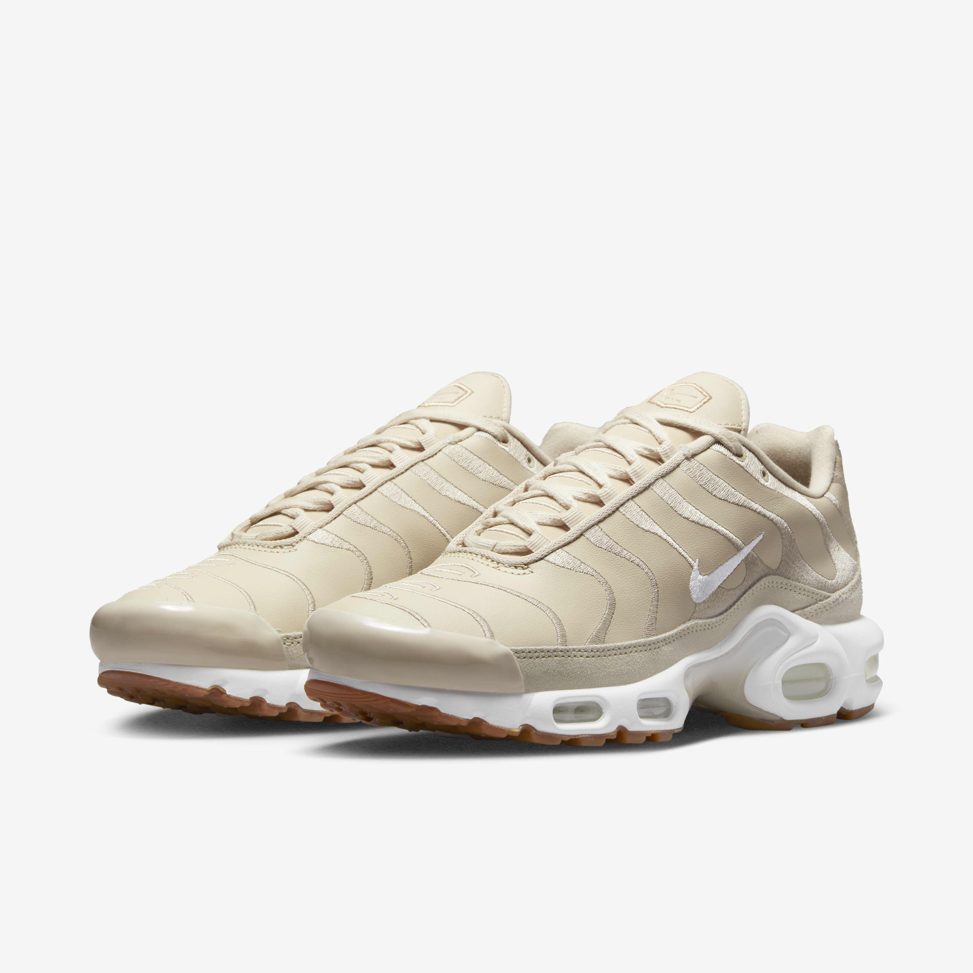 Nike Air Max Plus PRM image number 4