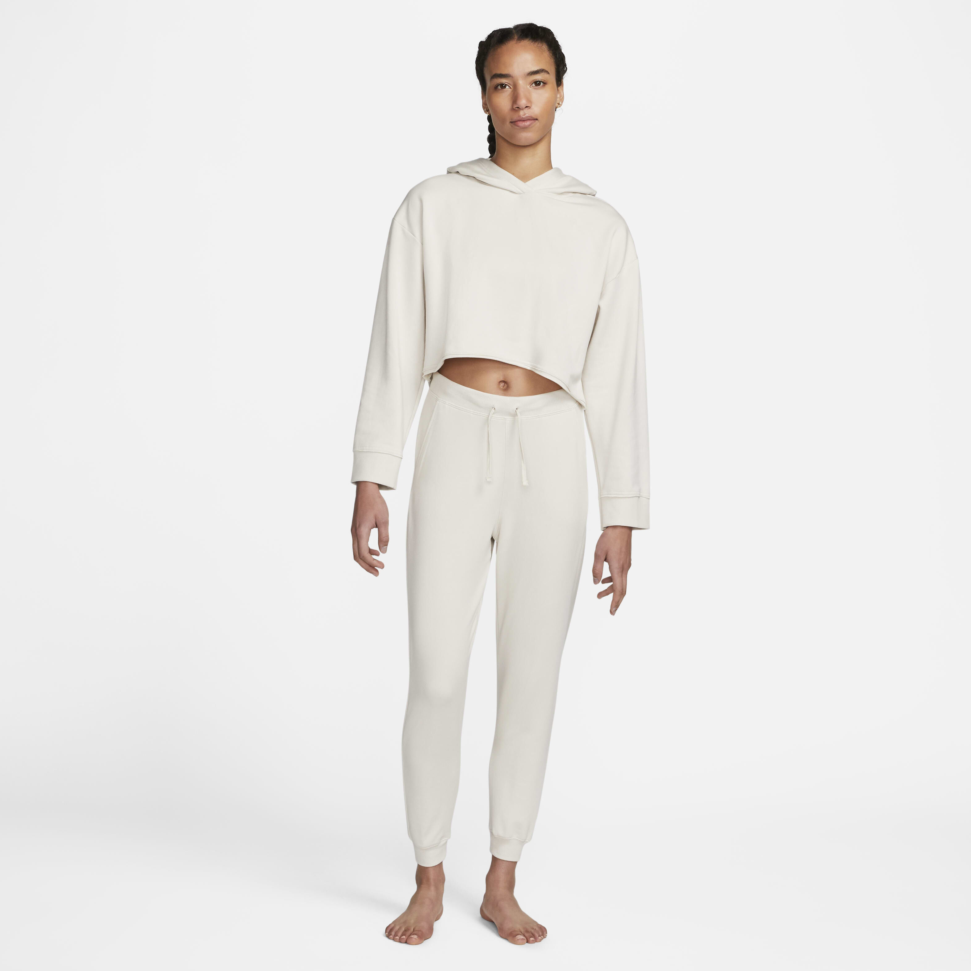 نايكي يوغا لوكس image number 4