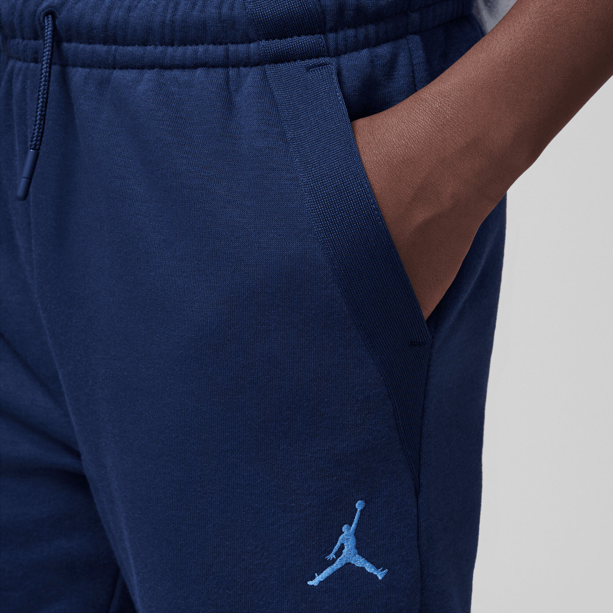 Jordan 'See Me Shine' image number 3