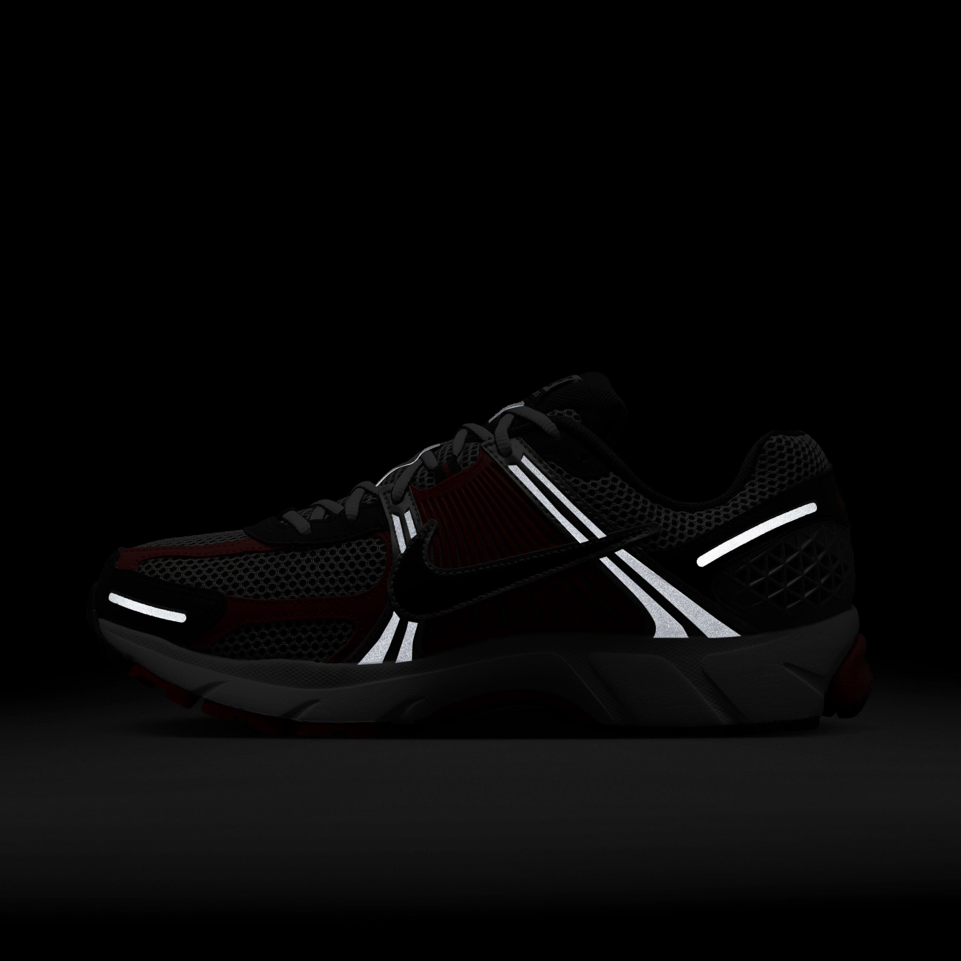 Buy Nike Zoom Vomero 5 Men s Shoes Nike Qatar Official