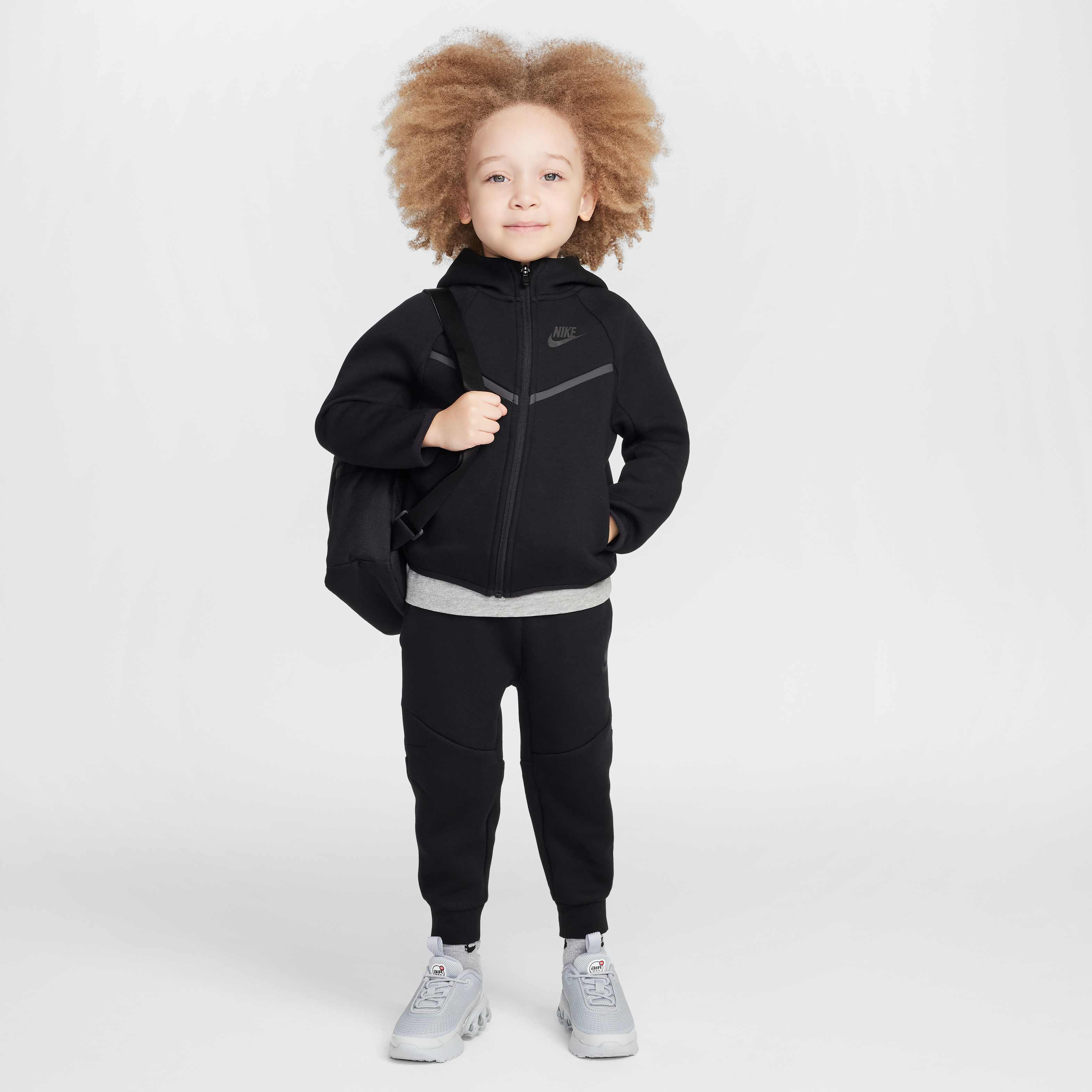 Nike Sportswear image number 0