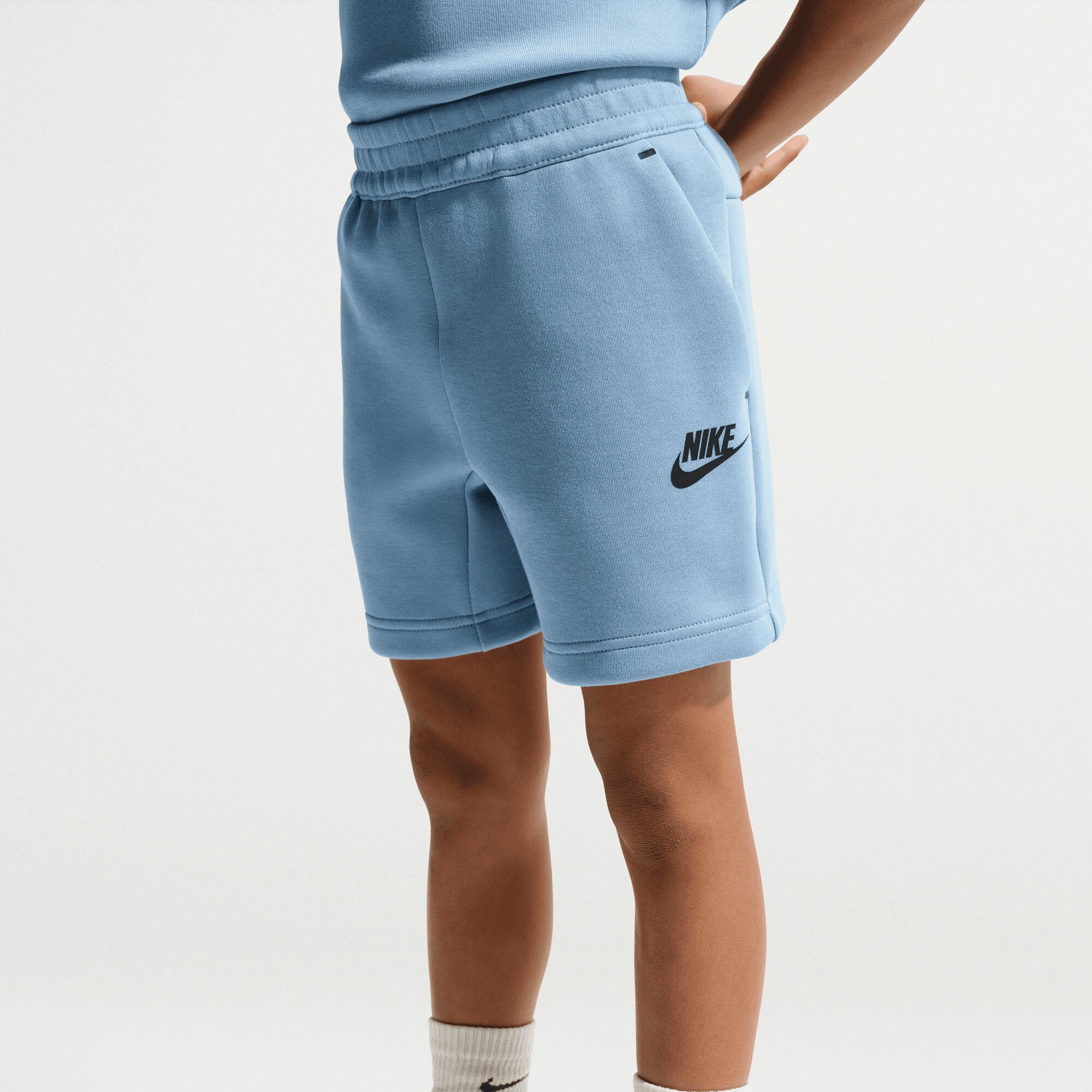 Nike image number 4