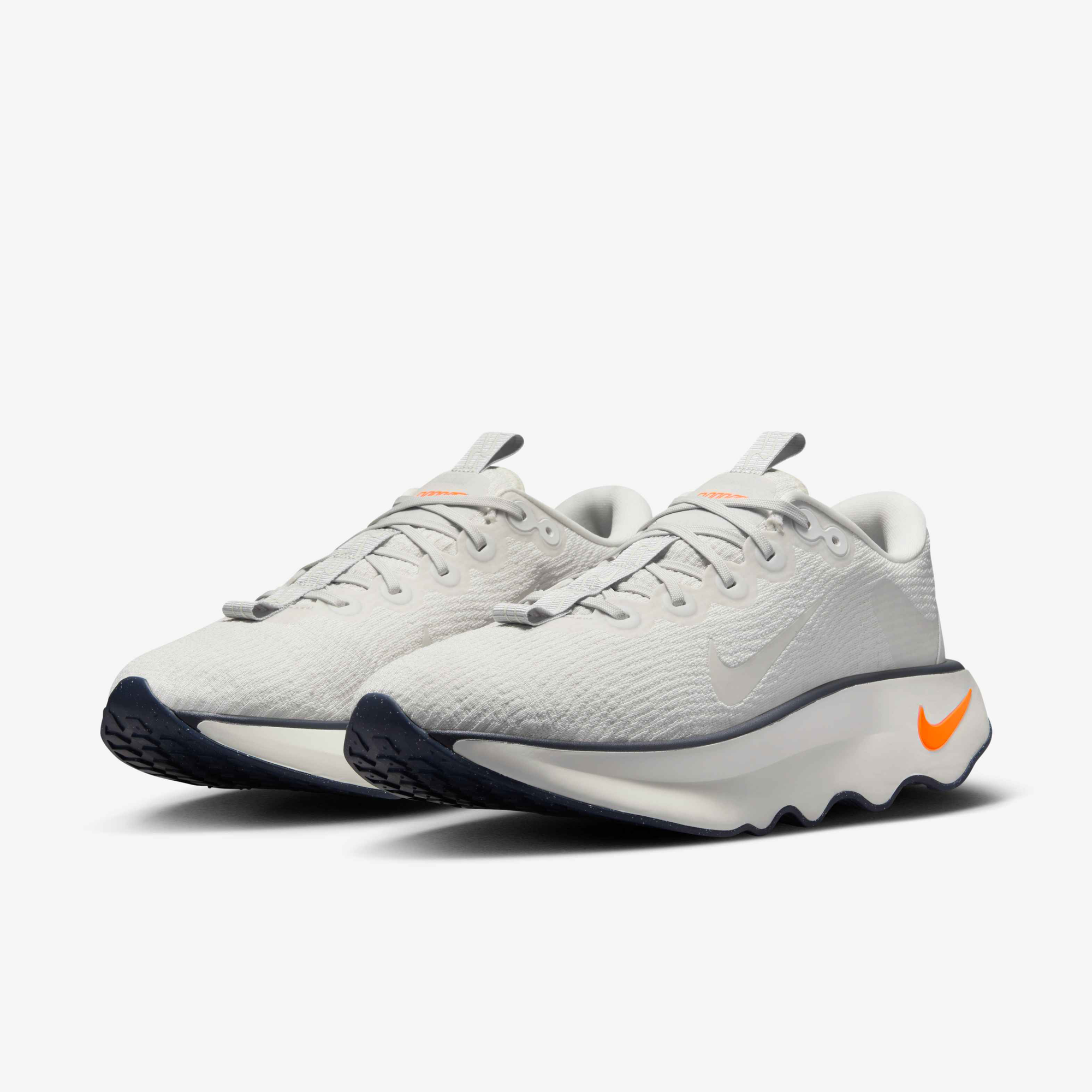 Nike Motiva Mens Walking Shoes Sail Deep Royal Blue DV1237-102 Sneakers Nike Motiva (Sail/White/Phantom/Sail) - Style Code: DV1238  main image 4