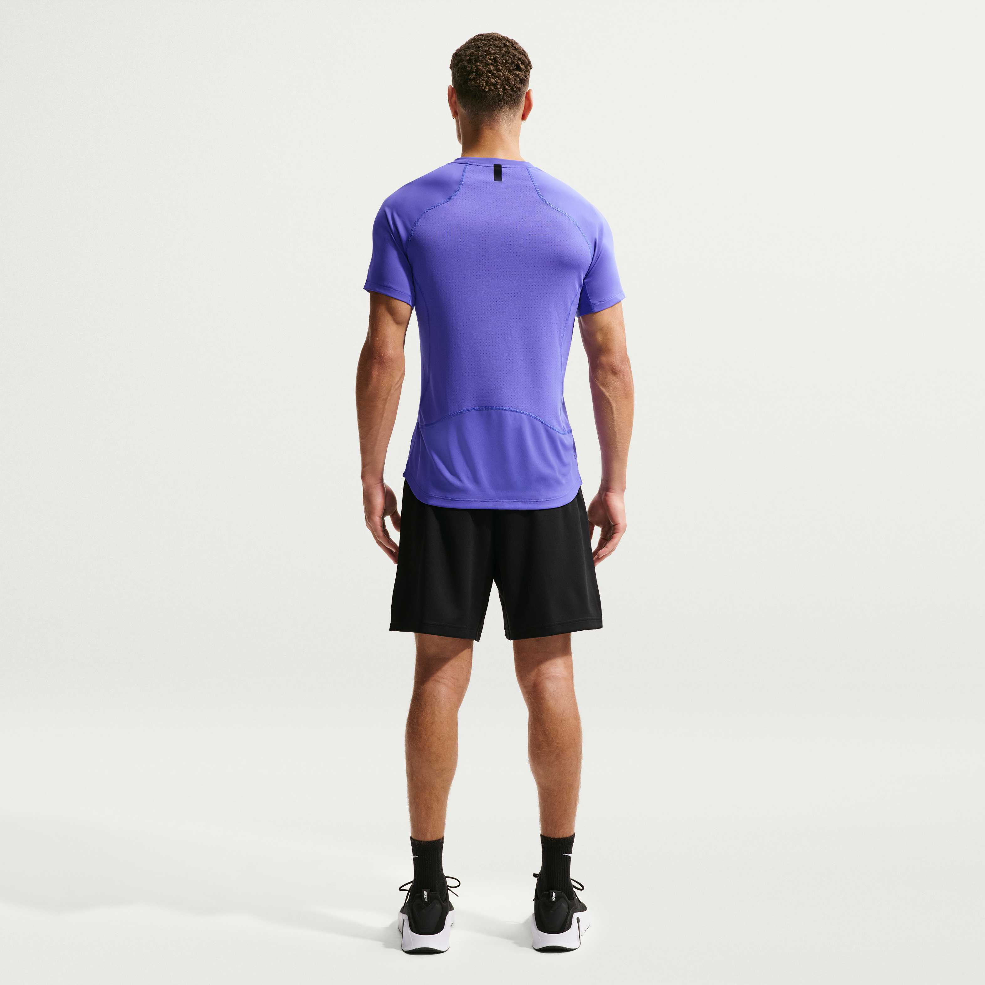 Nike Pro Training image number 4