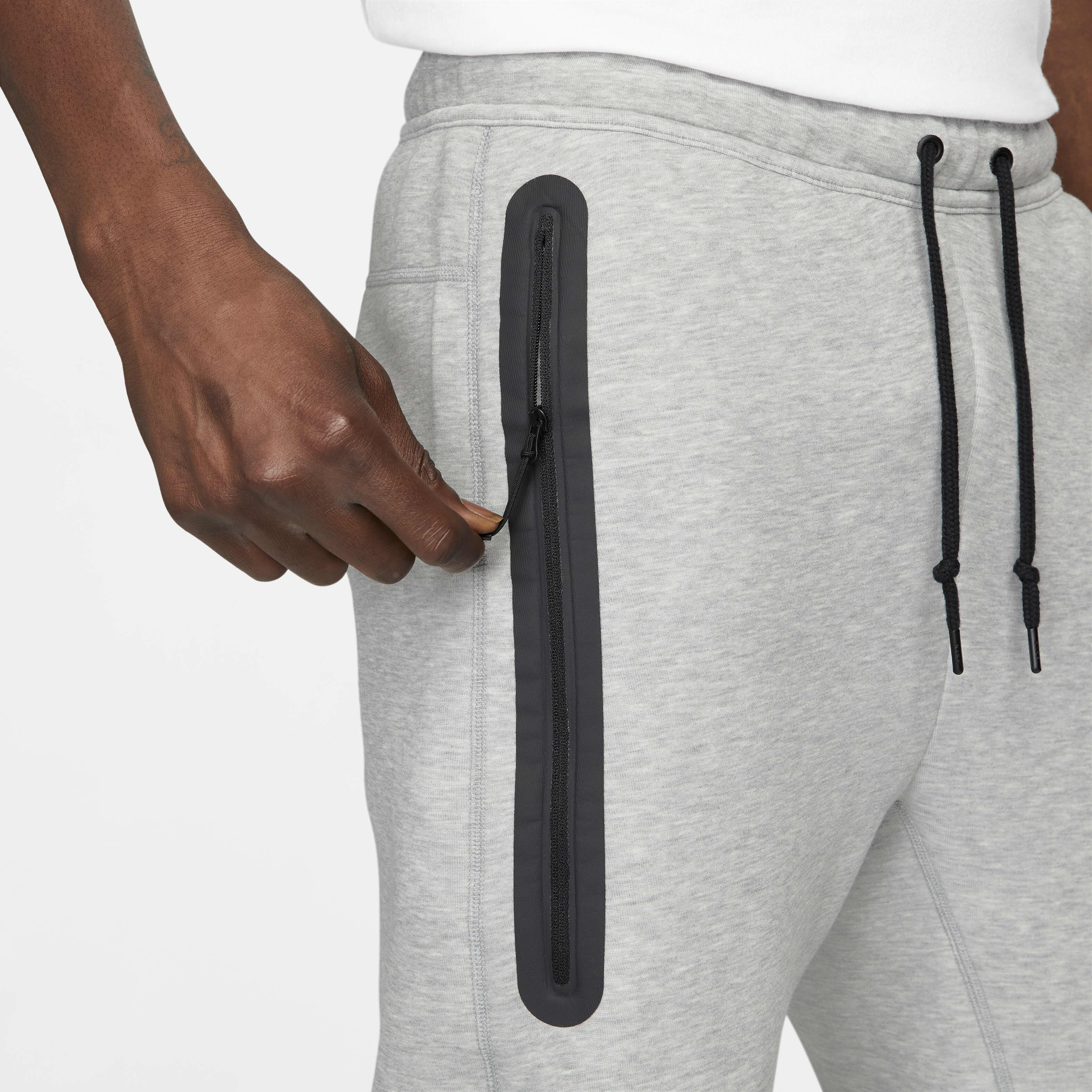 Buy Nike Sportswear Tech Fleece Men s Joggers Nike Qatar Official