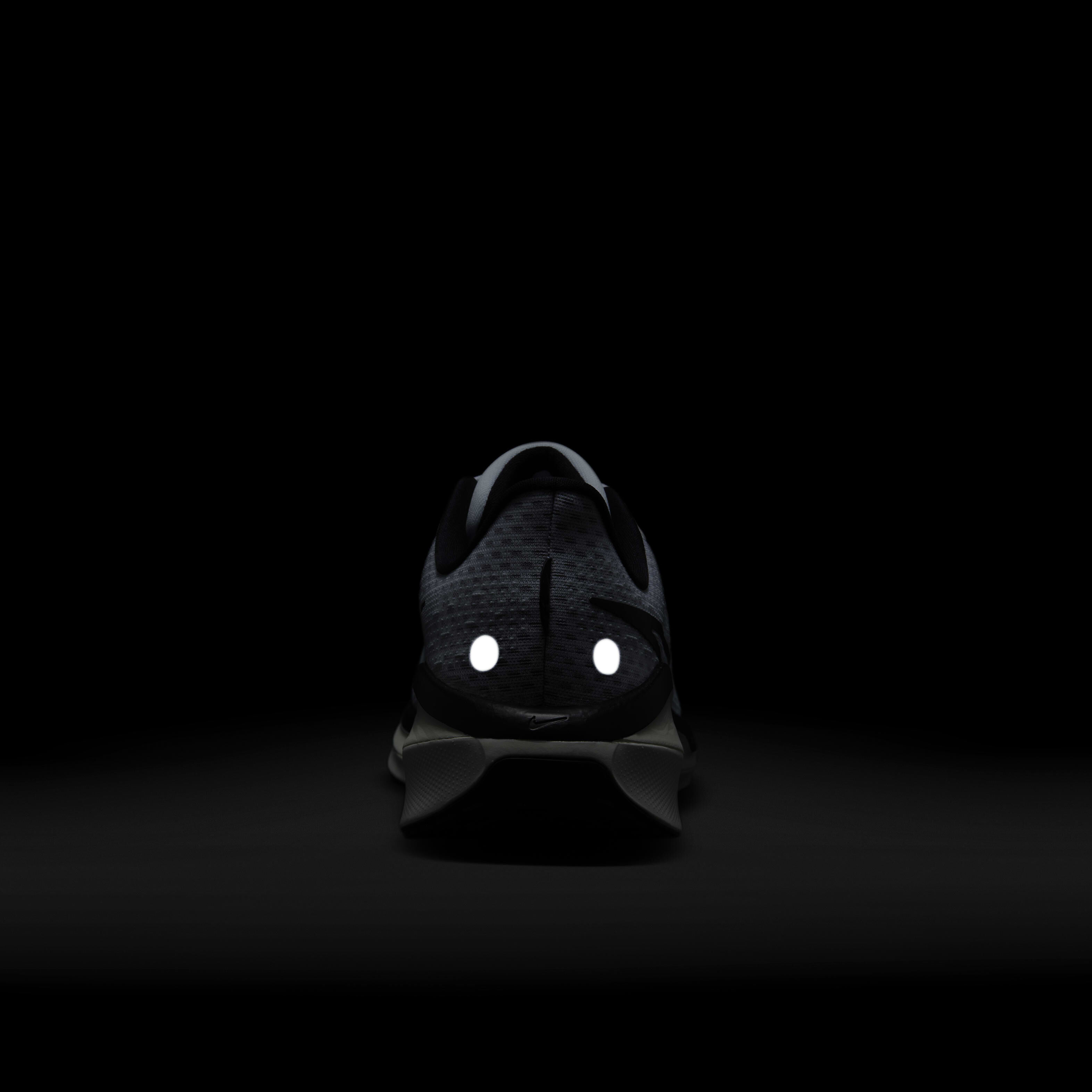 نايكي فوميرو 17 image number 9