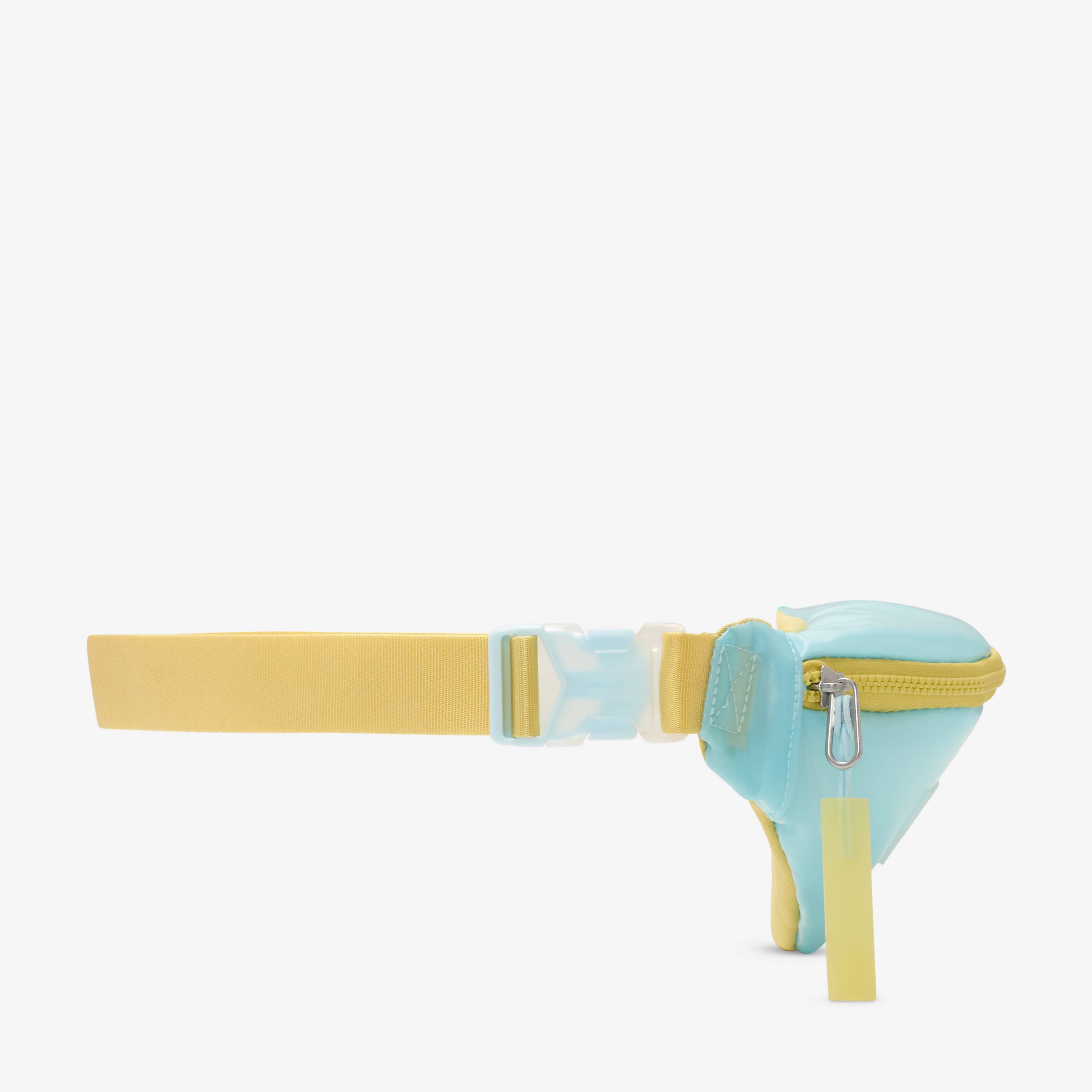 Nike Heritage image number 1