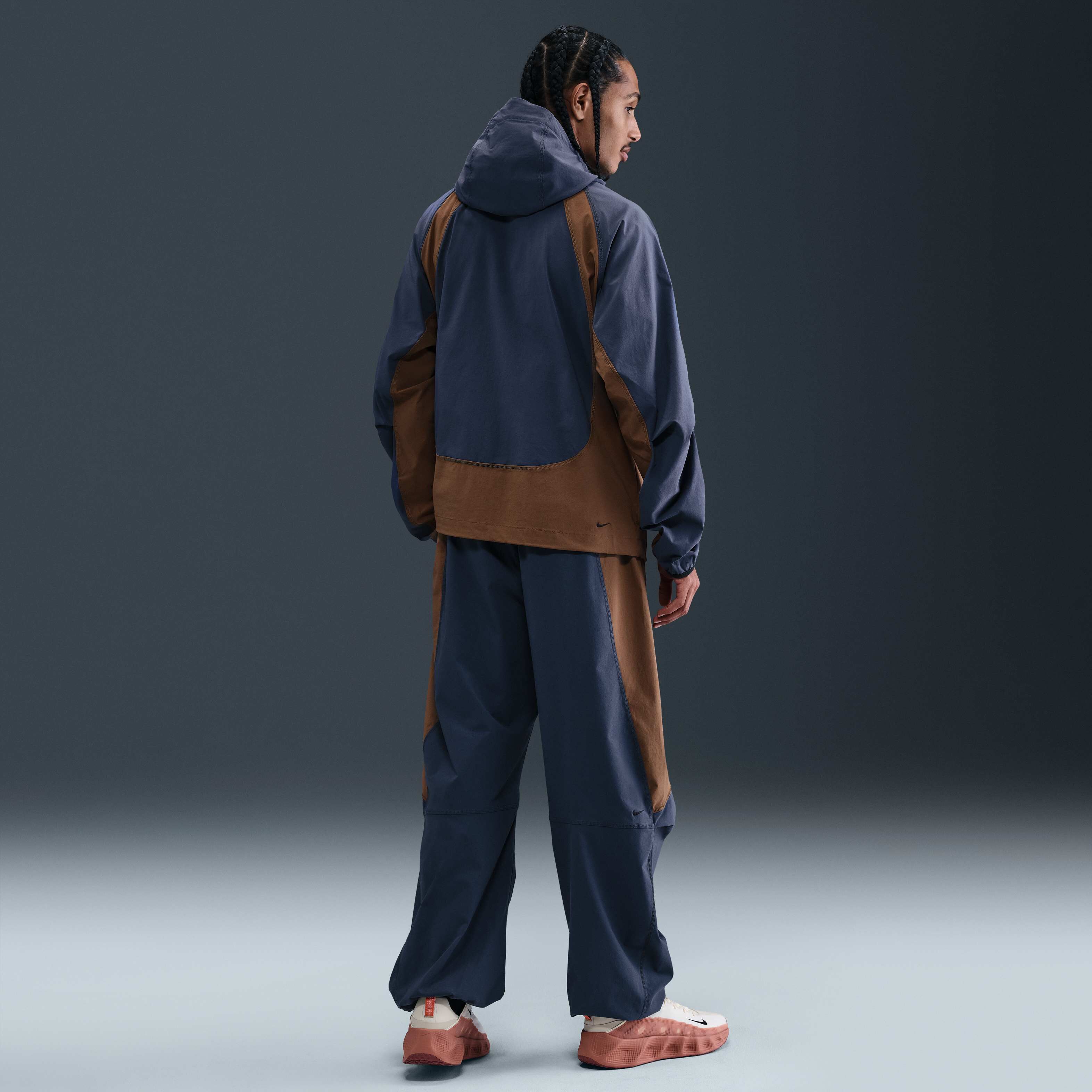 Nike Tech image number 3