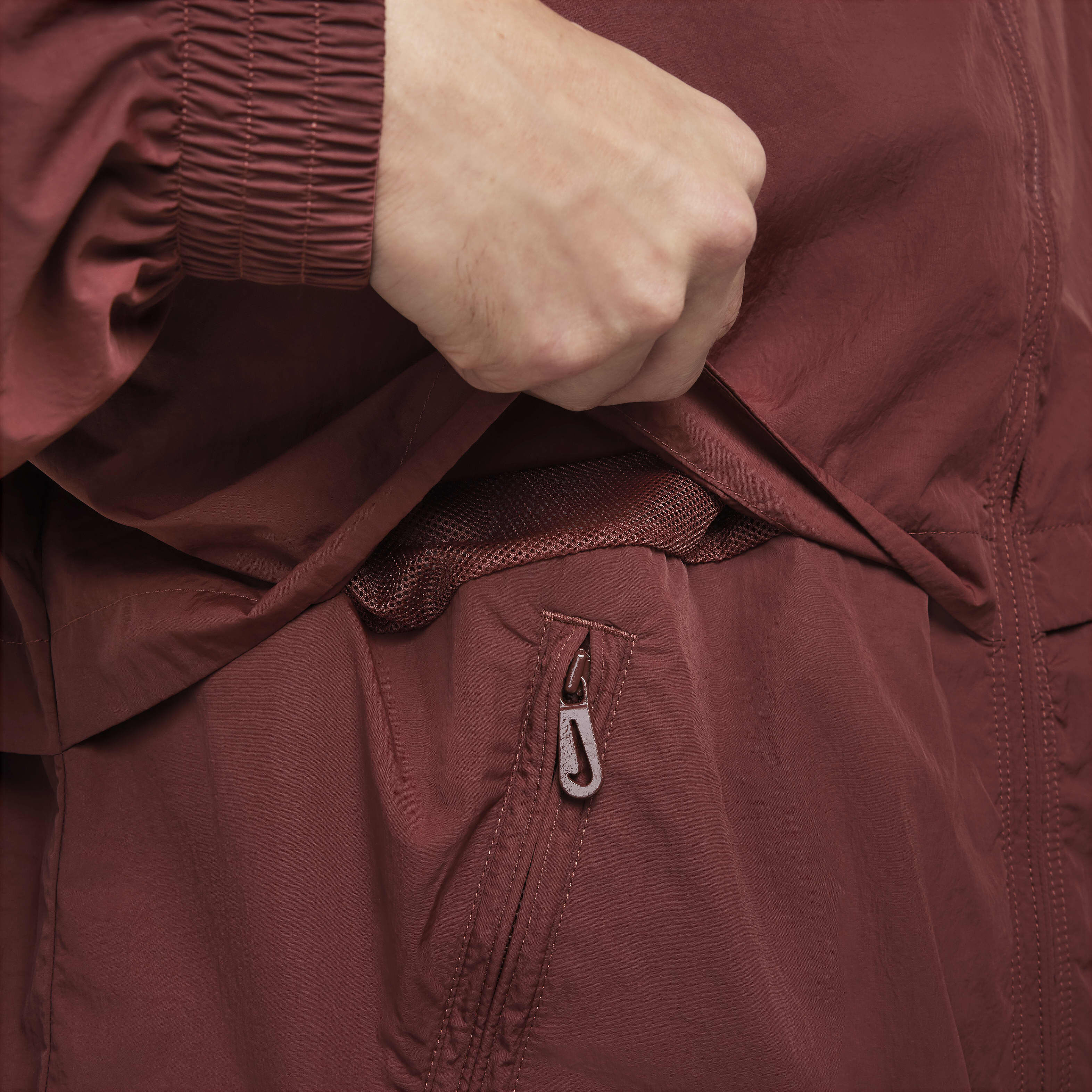 Nike Sportswear Solo Swoosh image number 5