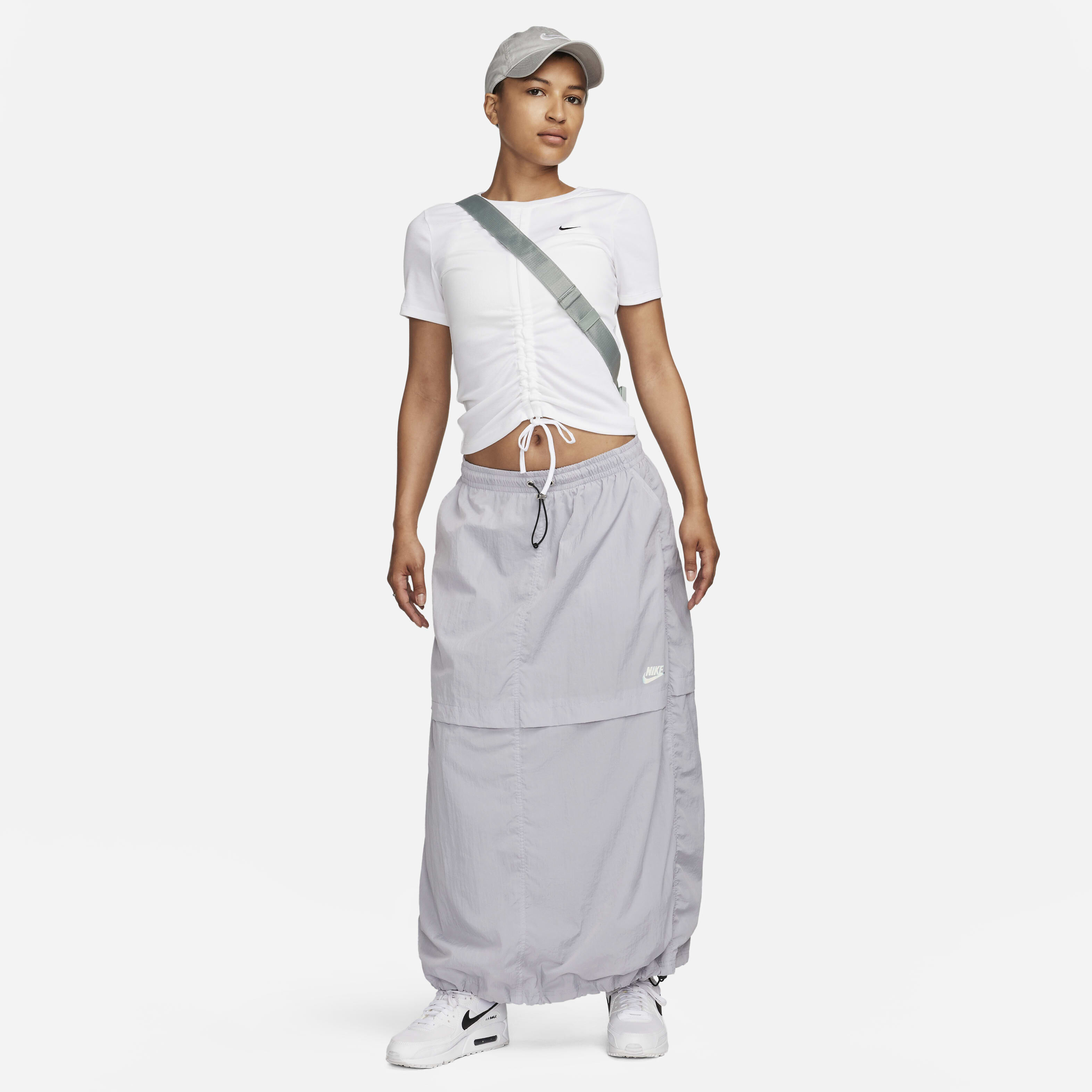 Nike Sportswear Essentials image number 5