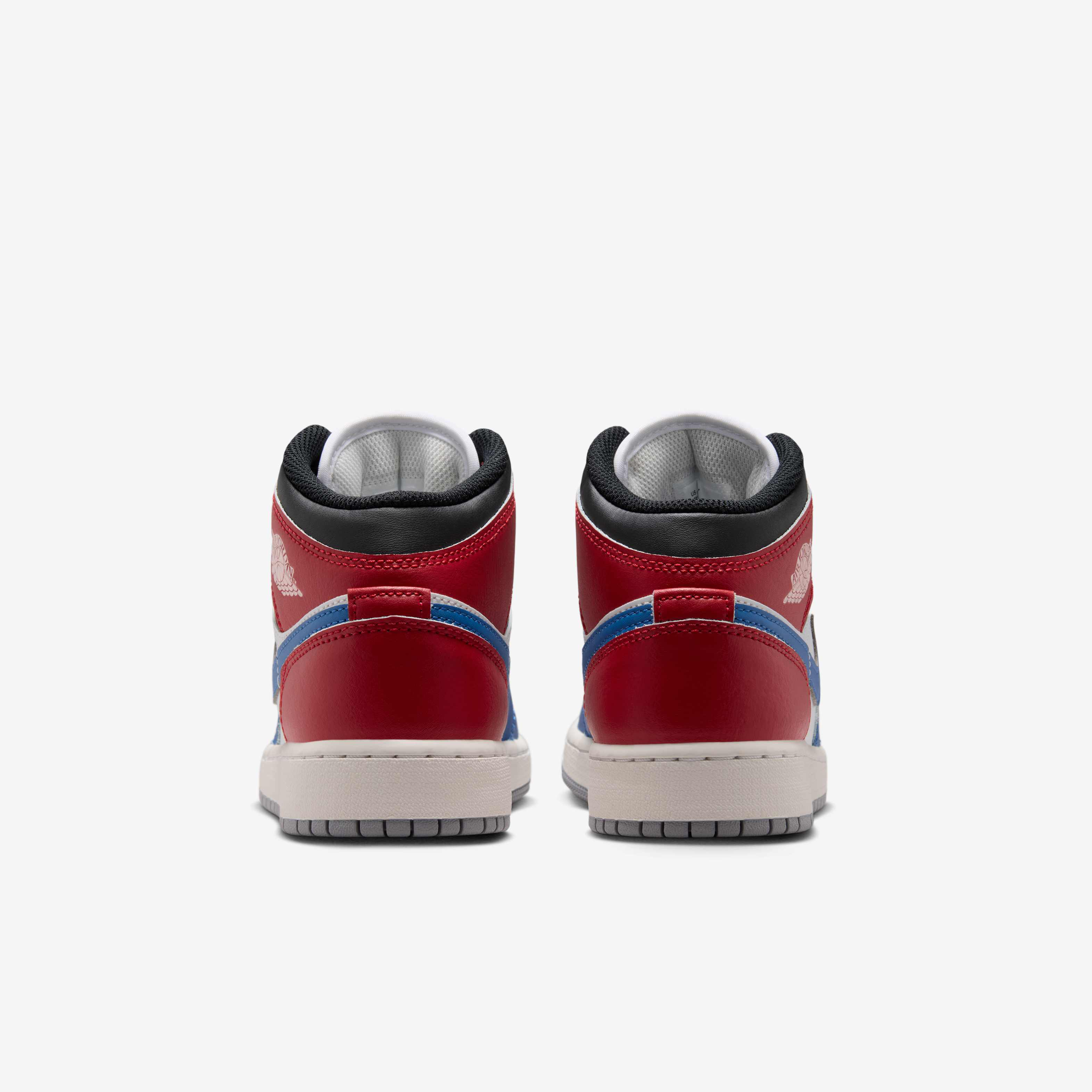 Air Jordan 1 Mid image number 5