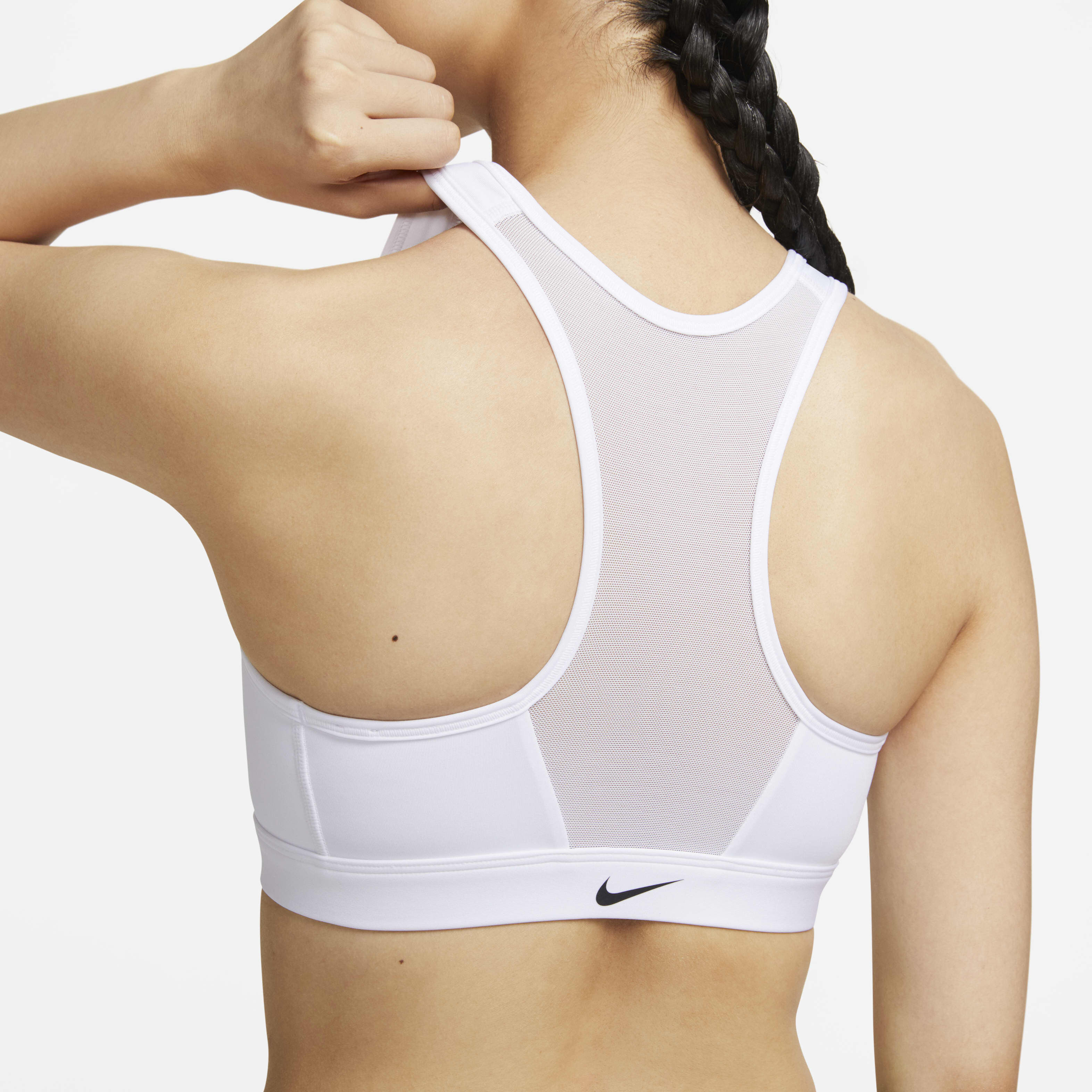 نايكي سووش image number 3