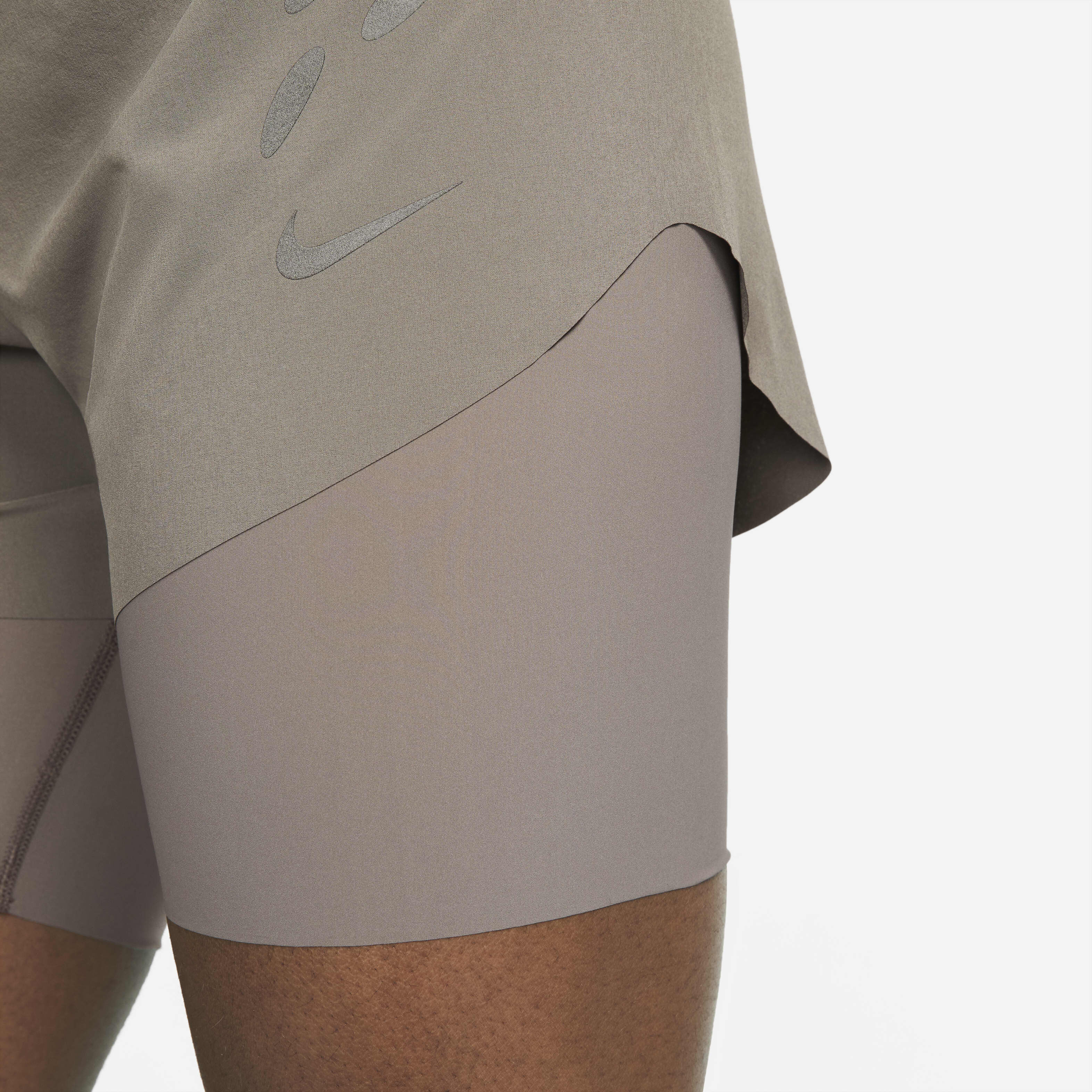 Nike Dri-FIT Run Division image number 4