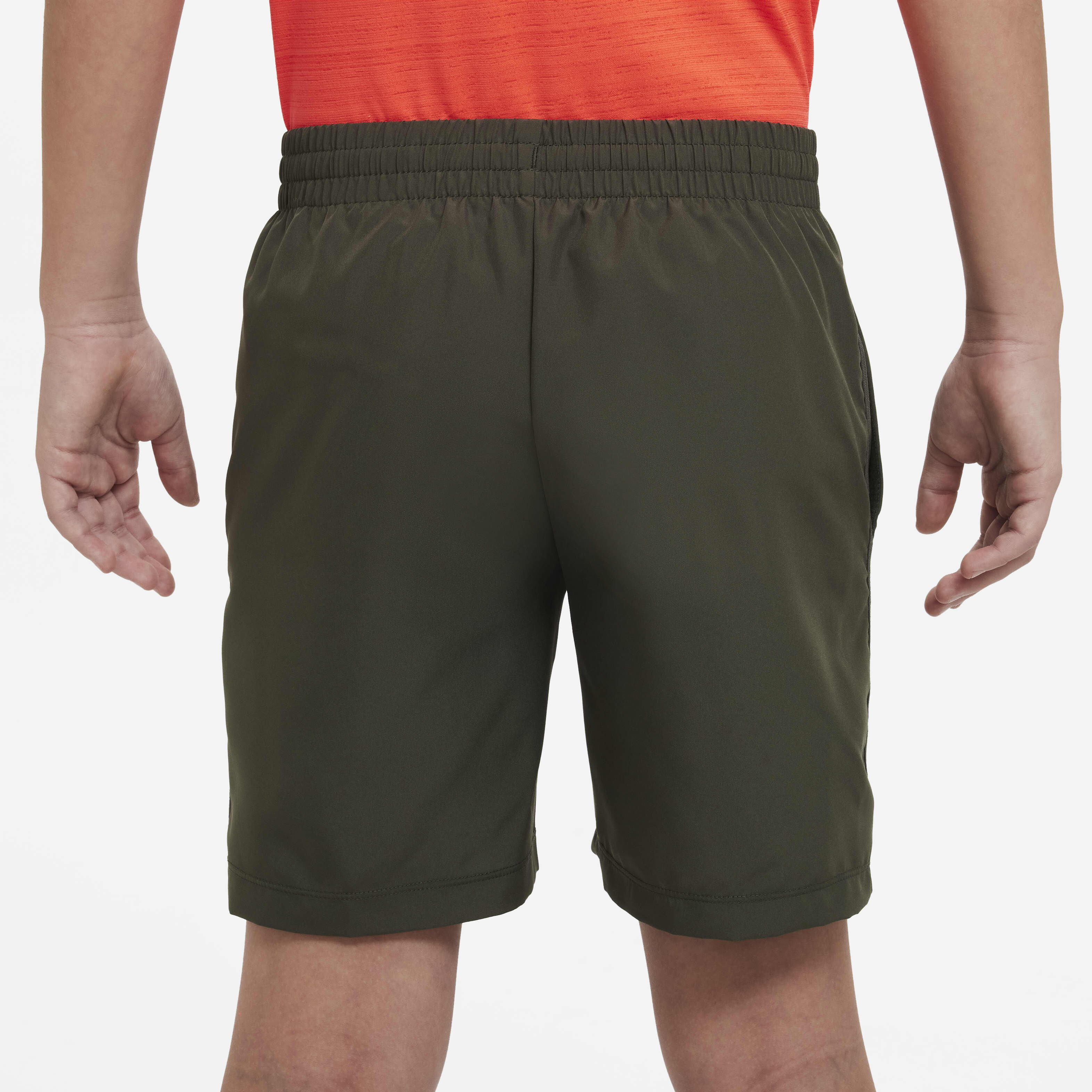 نايكي ملتي image number 3