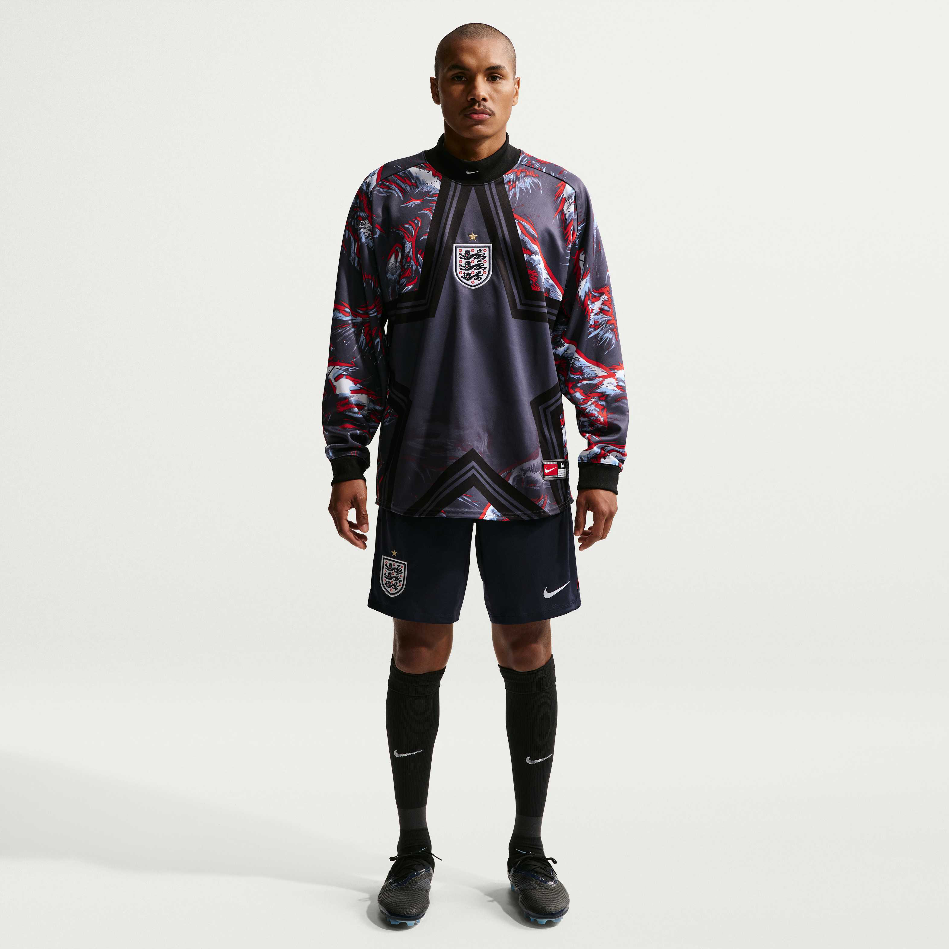 England Strike image number 0