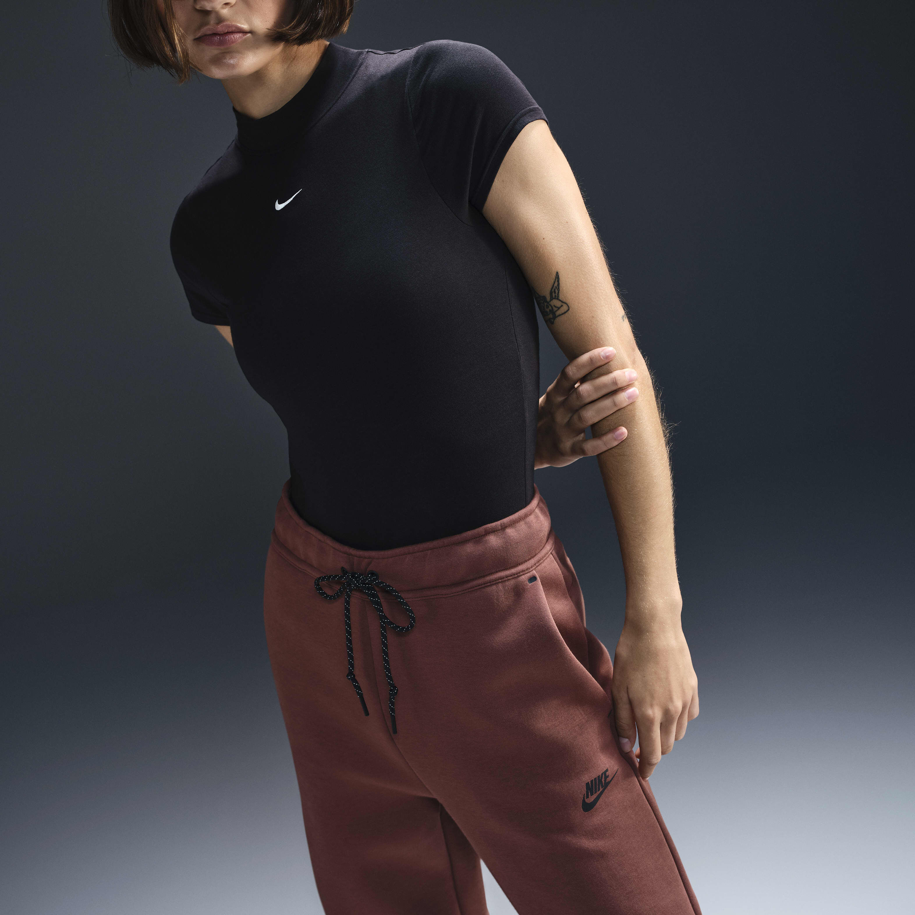 Nike sportswear tech fleece joggers womens online