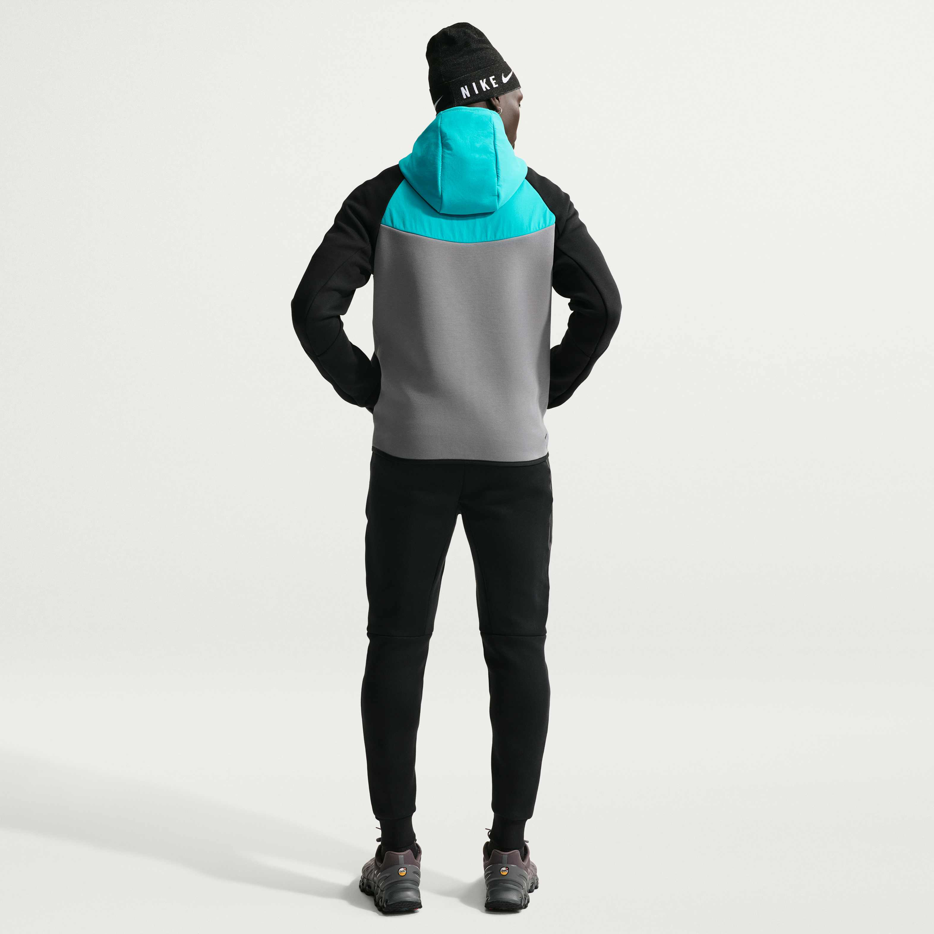 Nike Tech image number 4