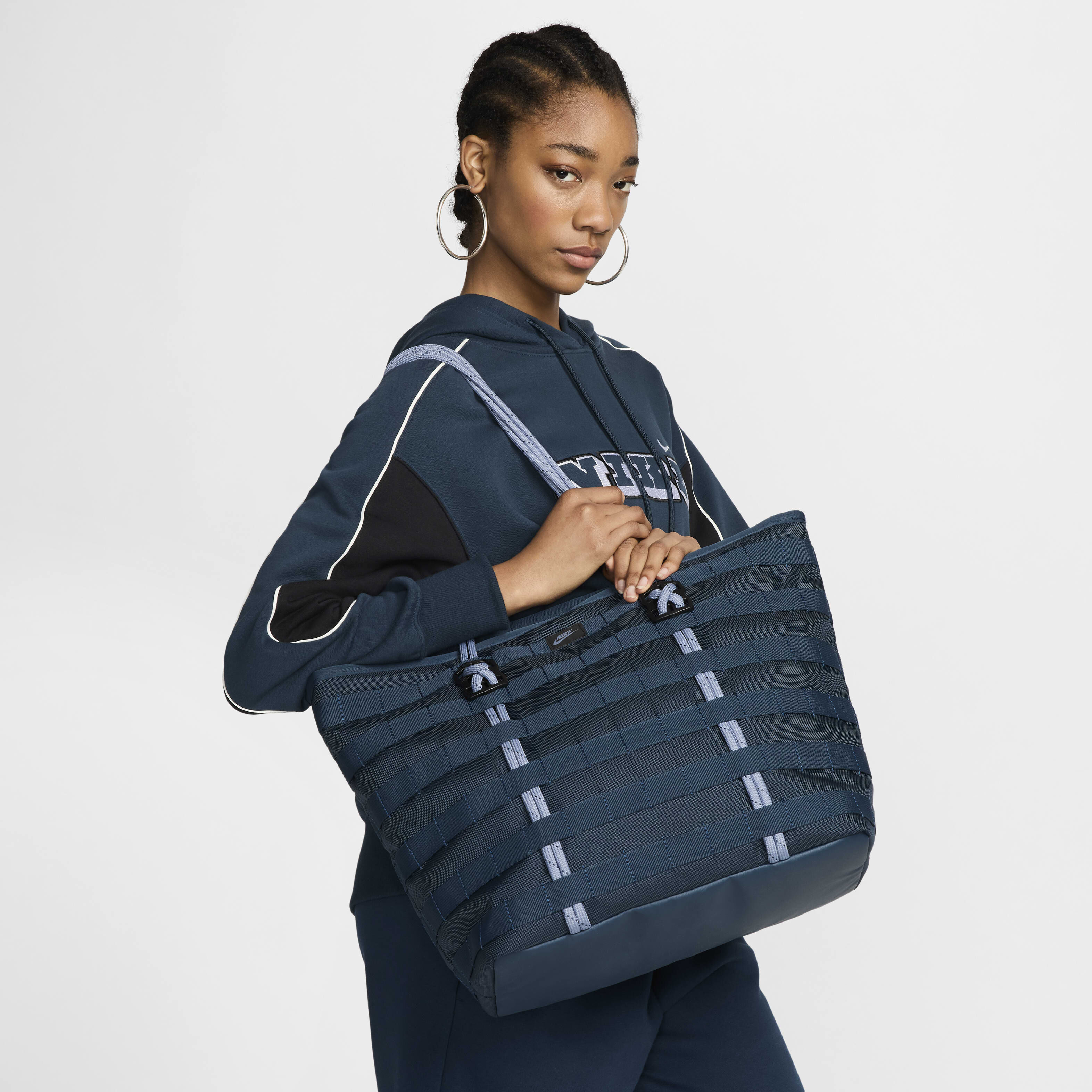 Buy Nike Sportswear RPM Tote 26L Nike Qatar Official