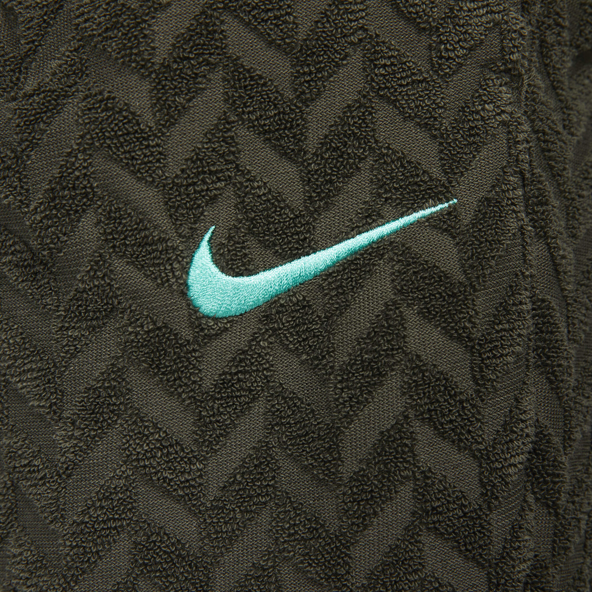 Zoom image