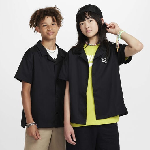 نايكي اس بي