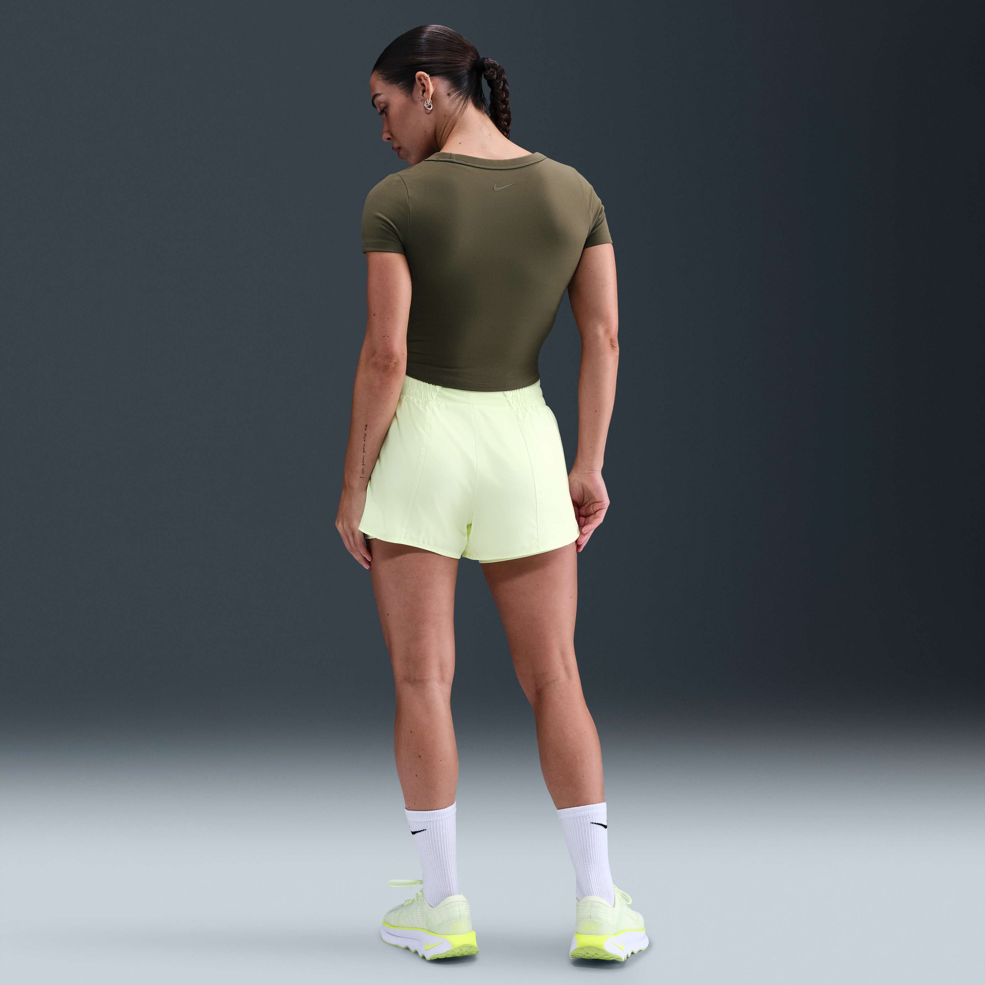 نايكي ون فيتد image number 4