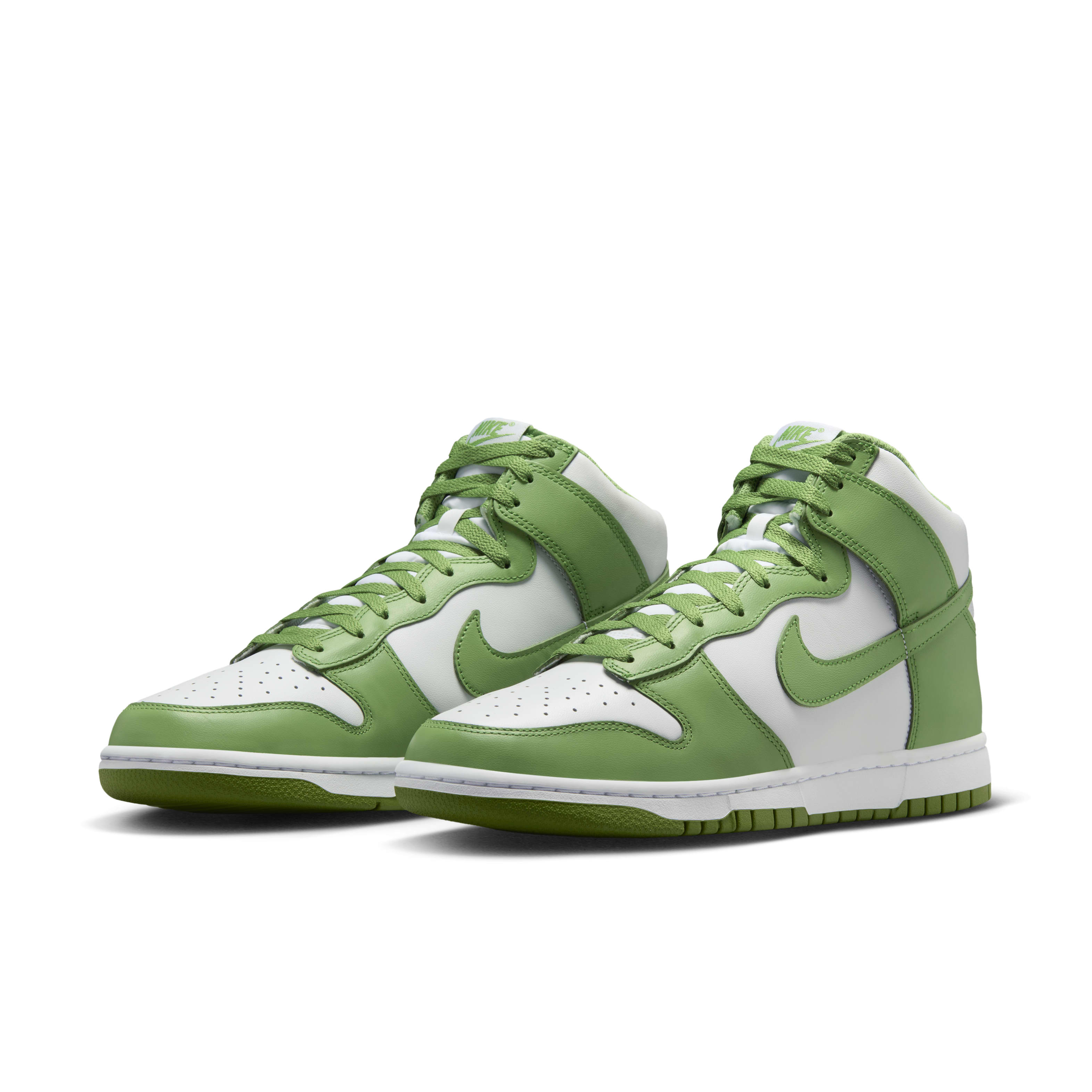Nike Dunk High Retro image number 4