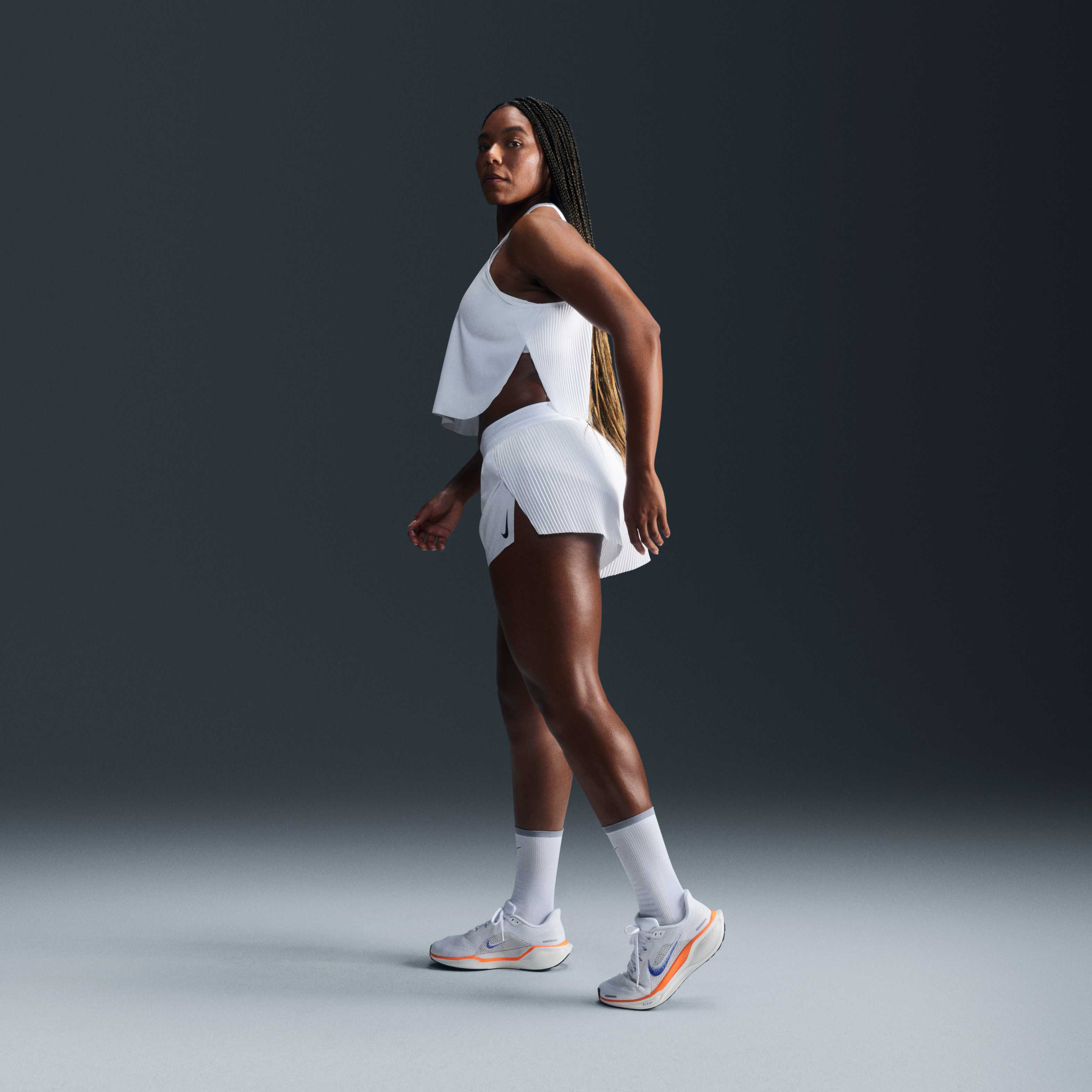 Nike AeroSwift image number 4