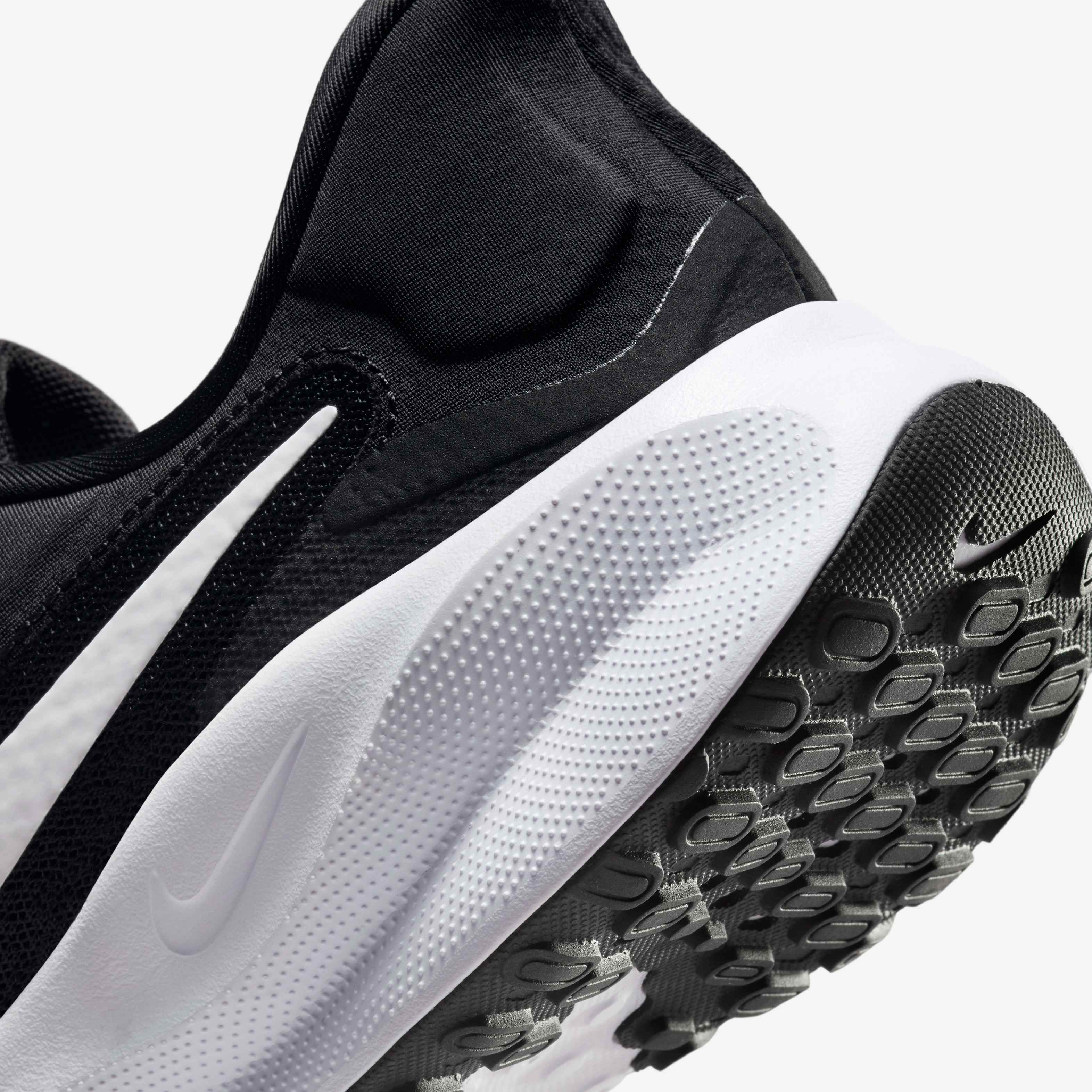 Nike Revolution 7 EasyOn image number 8