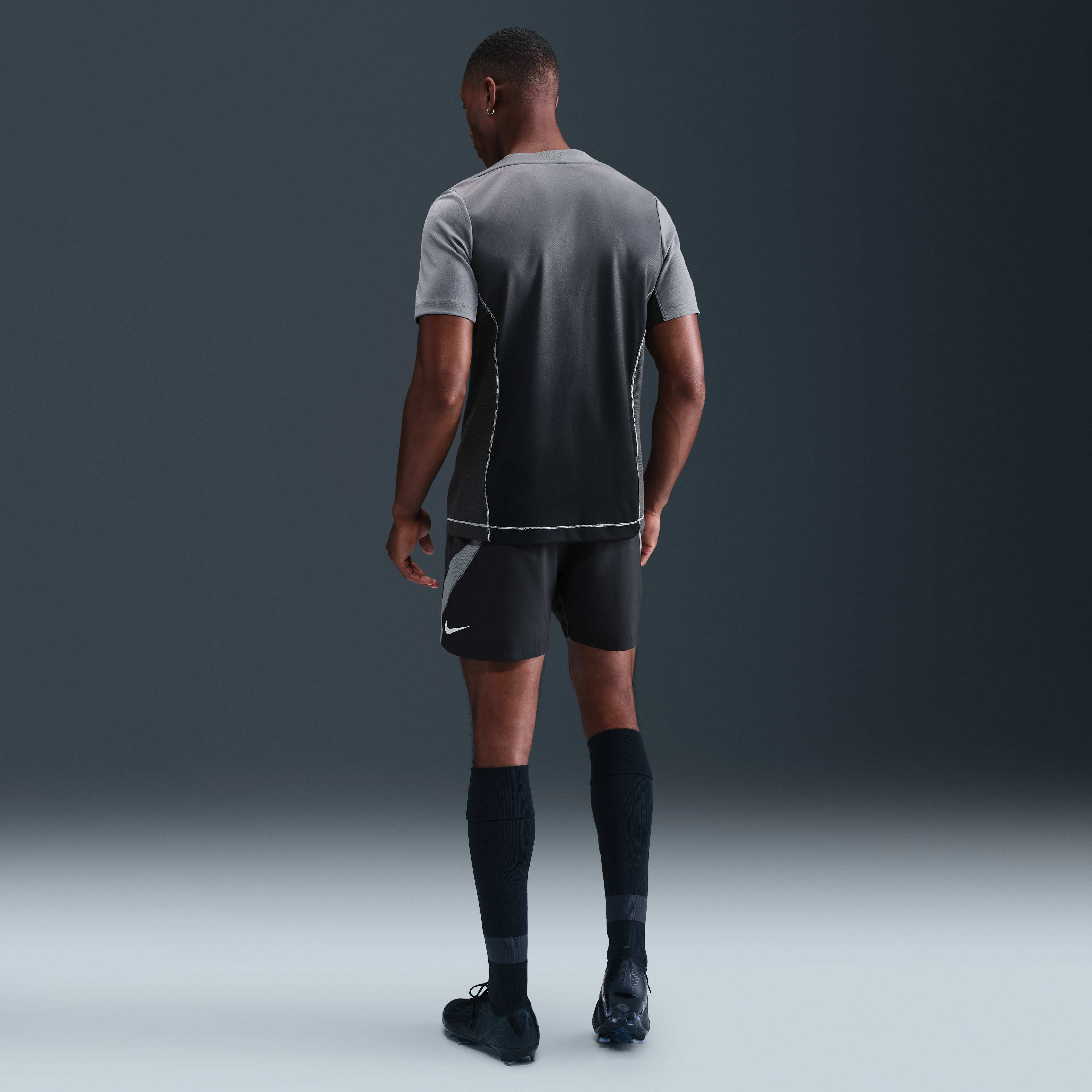 Nike Strike+ image number 3