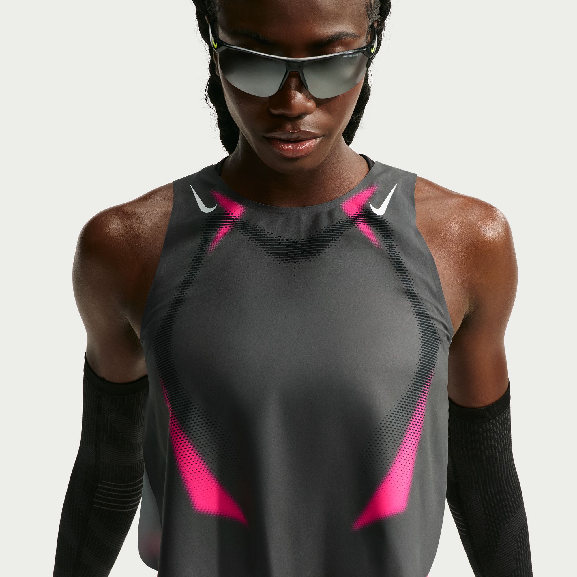 Nike AeroSwift image number 2
