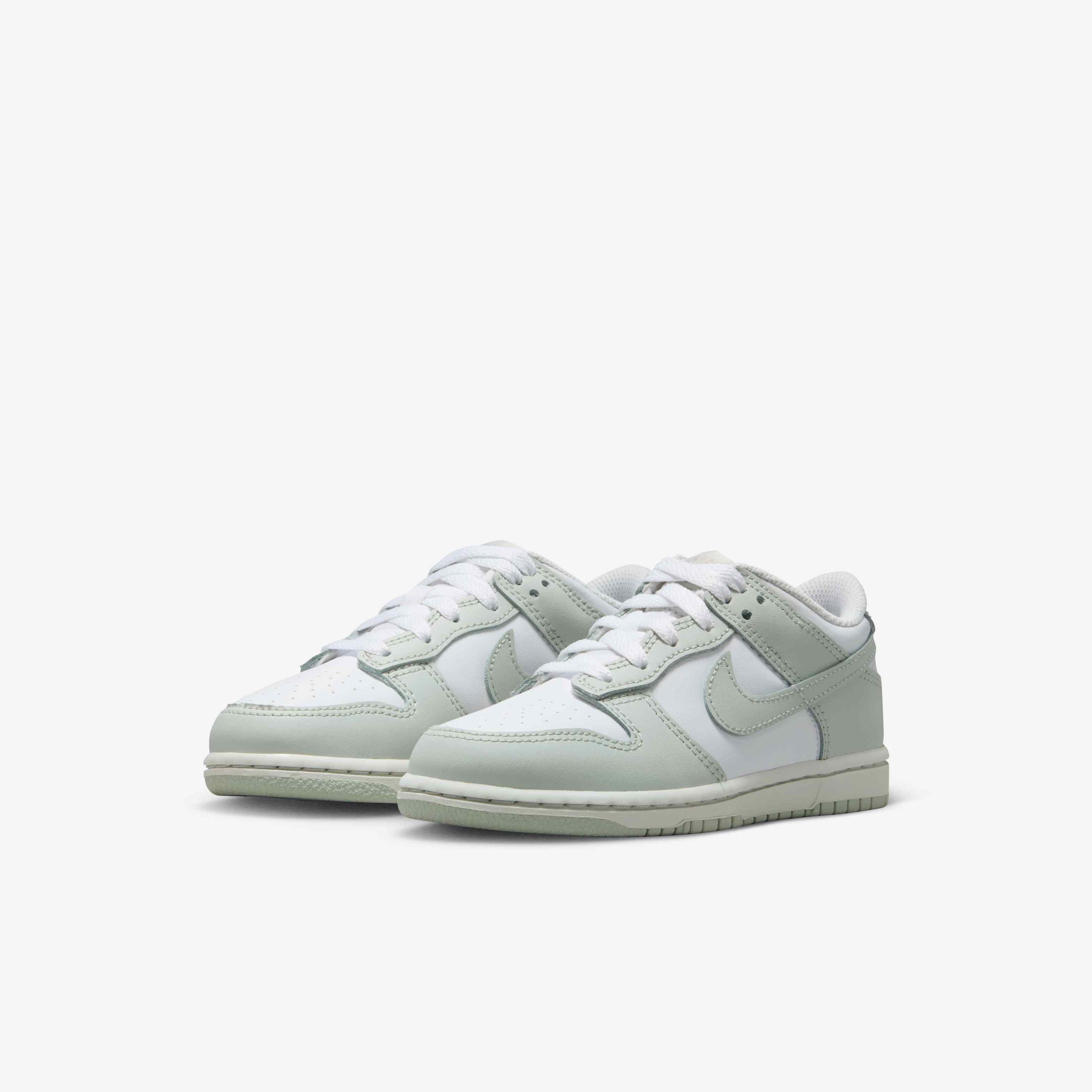 Nike Dunk Low image number 4