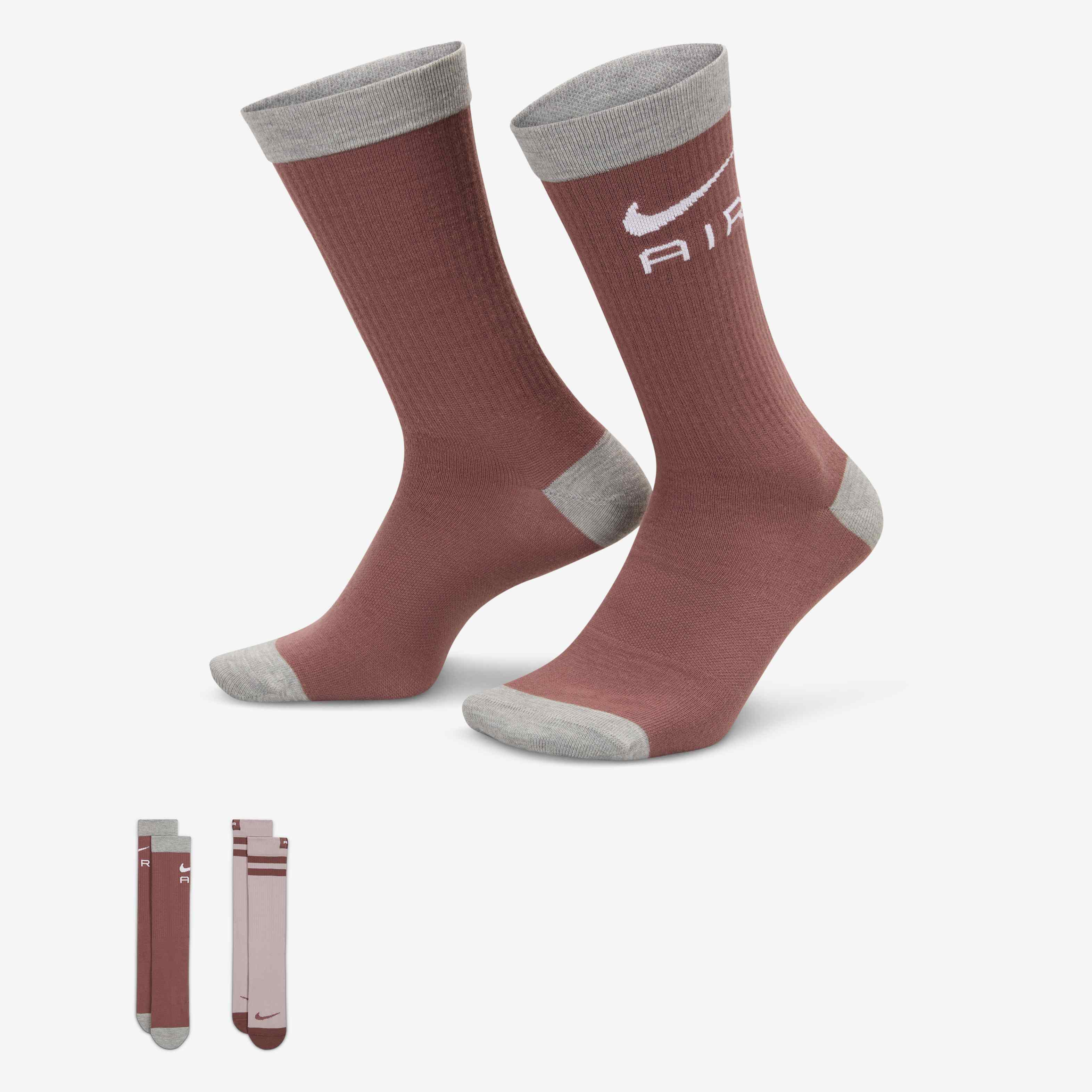Nike Everyday Essentials image number 0