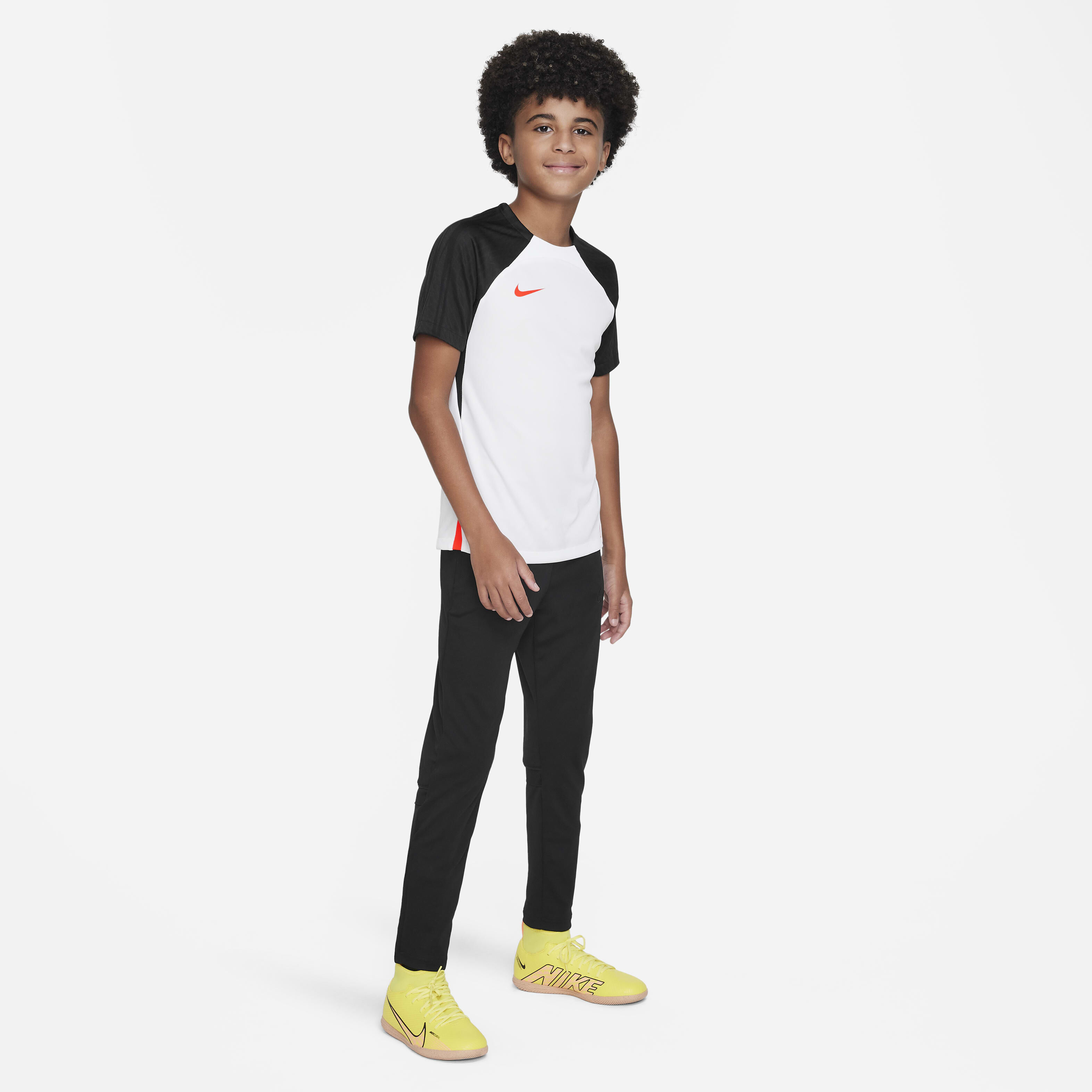 Nike Dri-FIT Strike image number 4