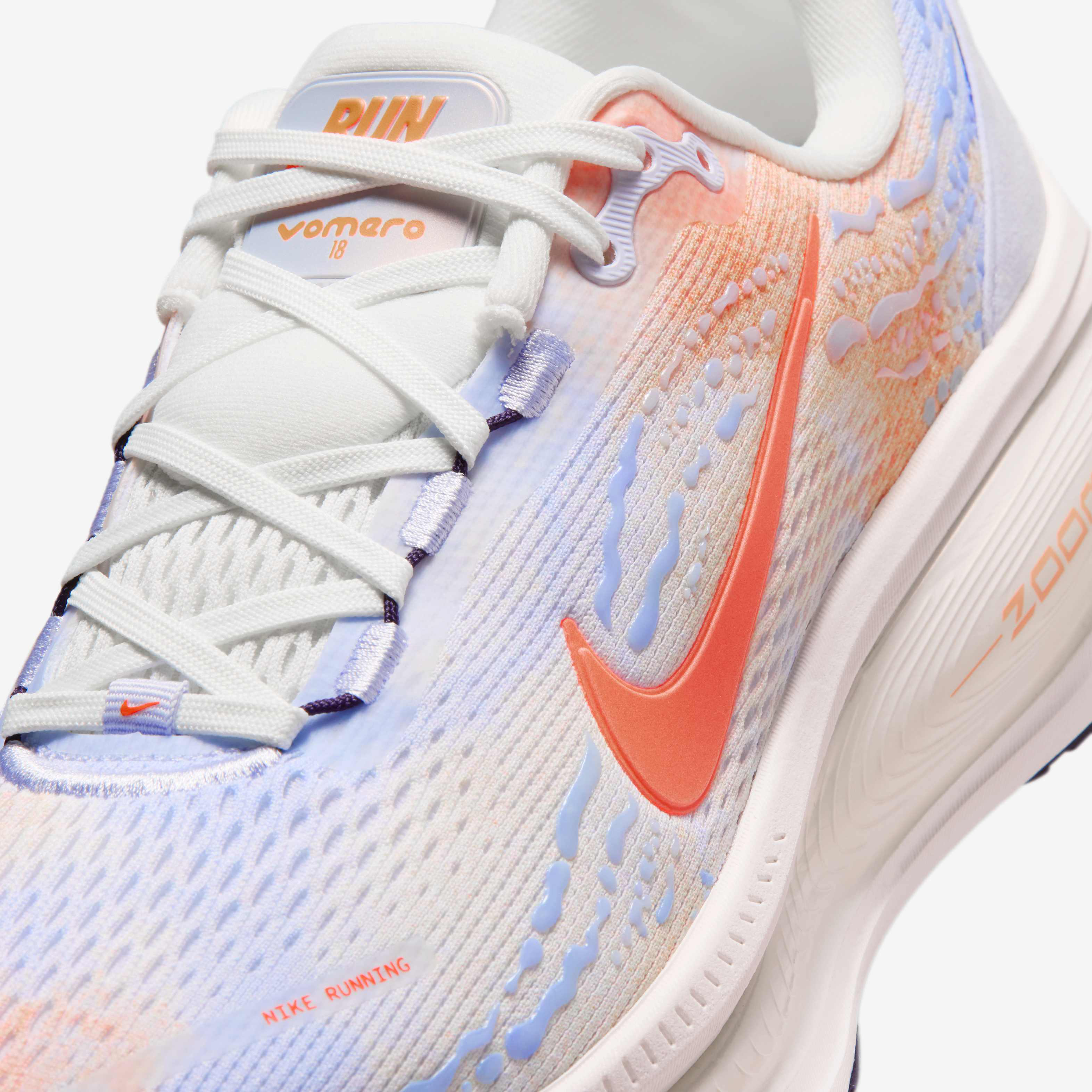 Nike Vomero 18 image number 6