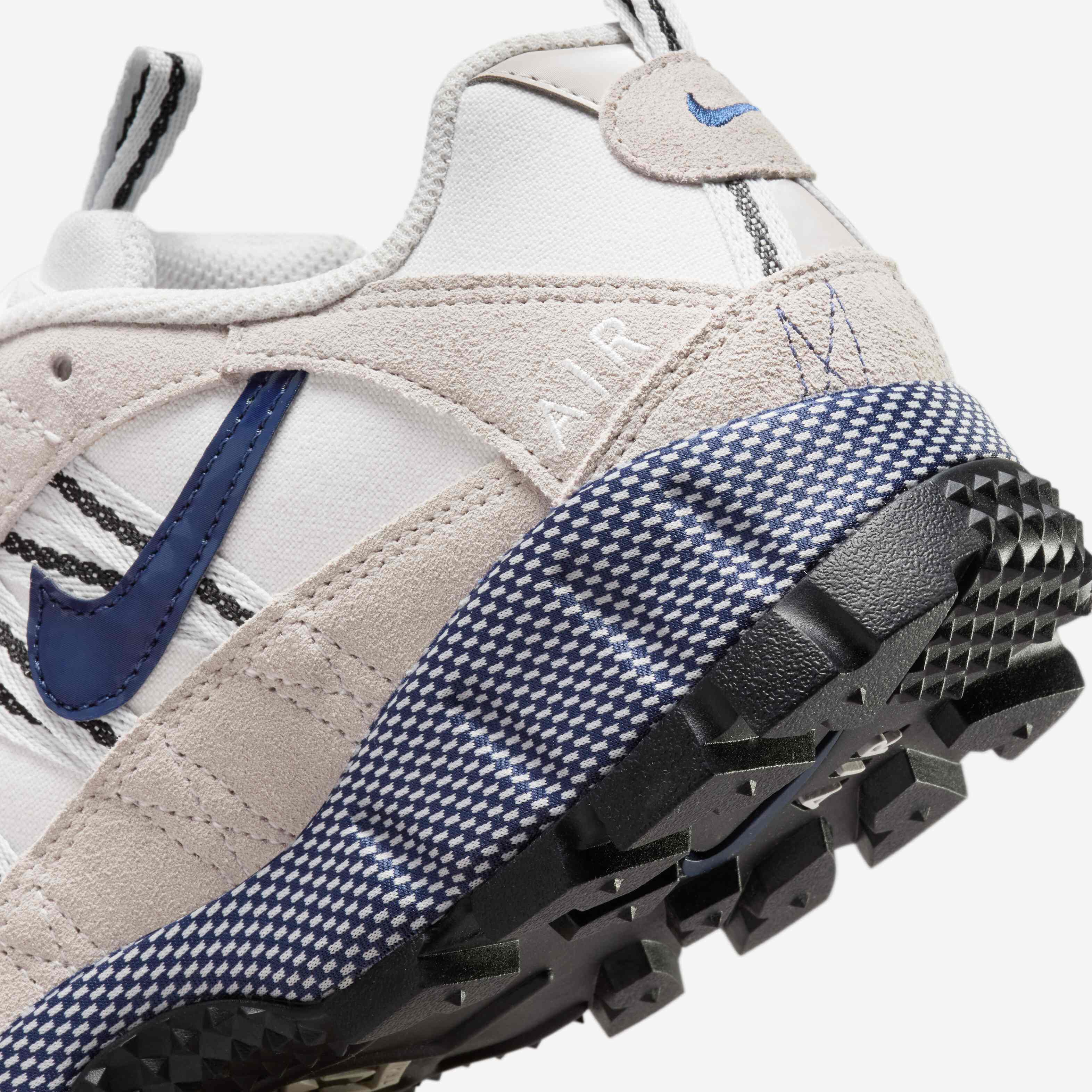 Nike humara women's 2025