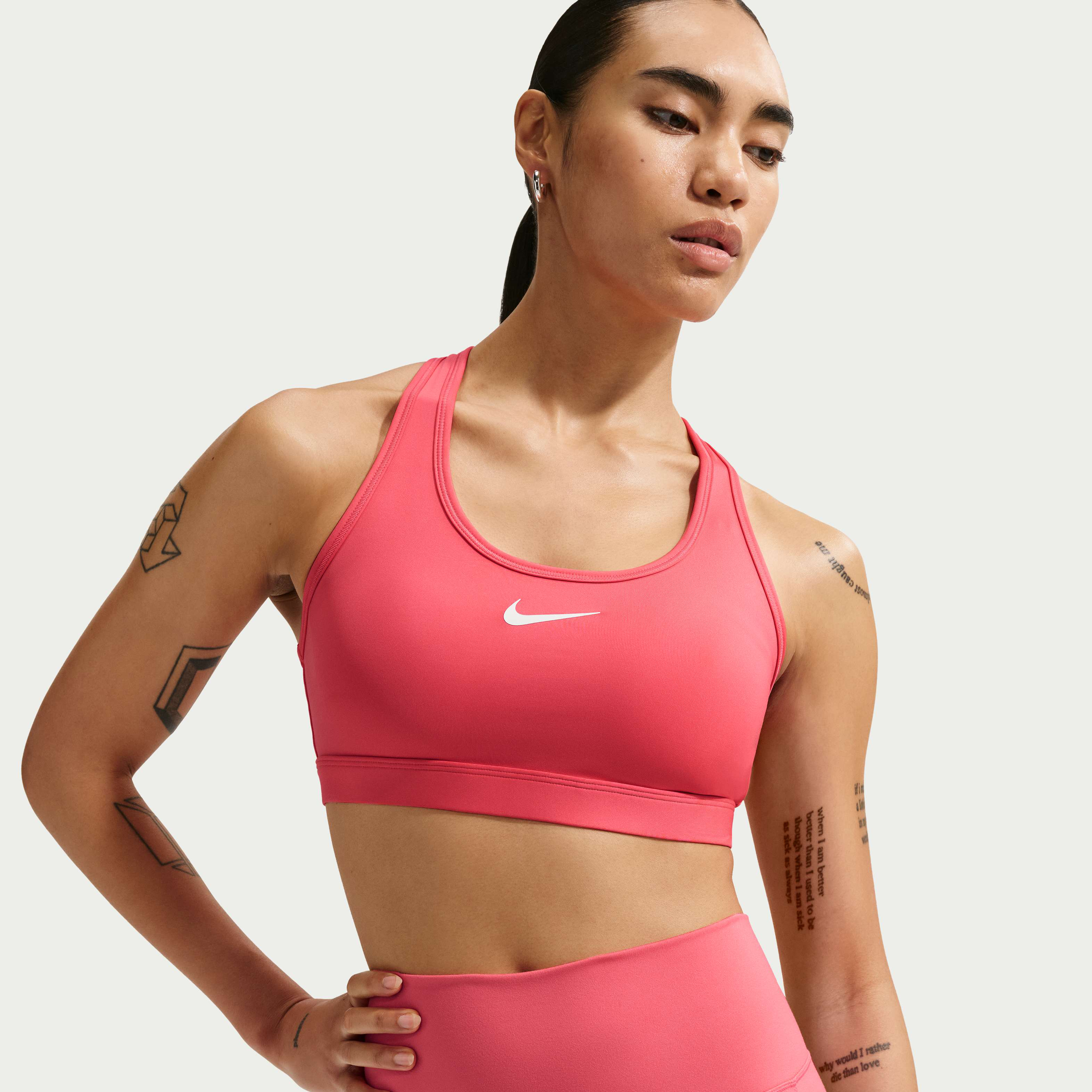 Nike Swoosh Medium-Support image number 0