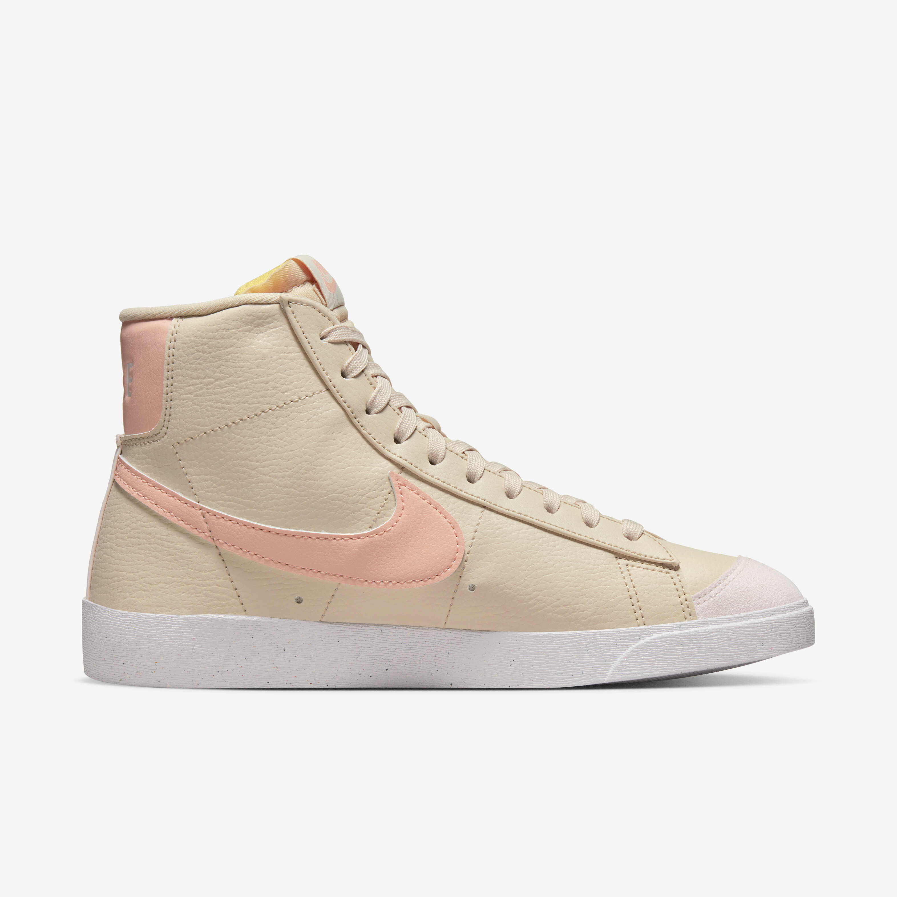 Nike Blazer Mid '77 image number 3
