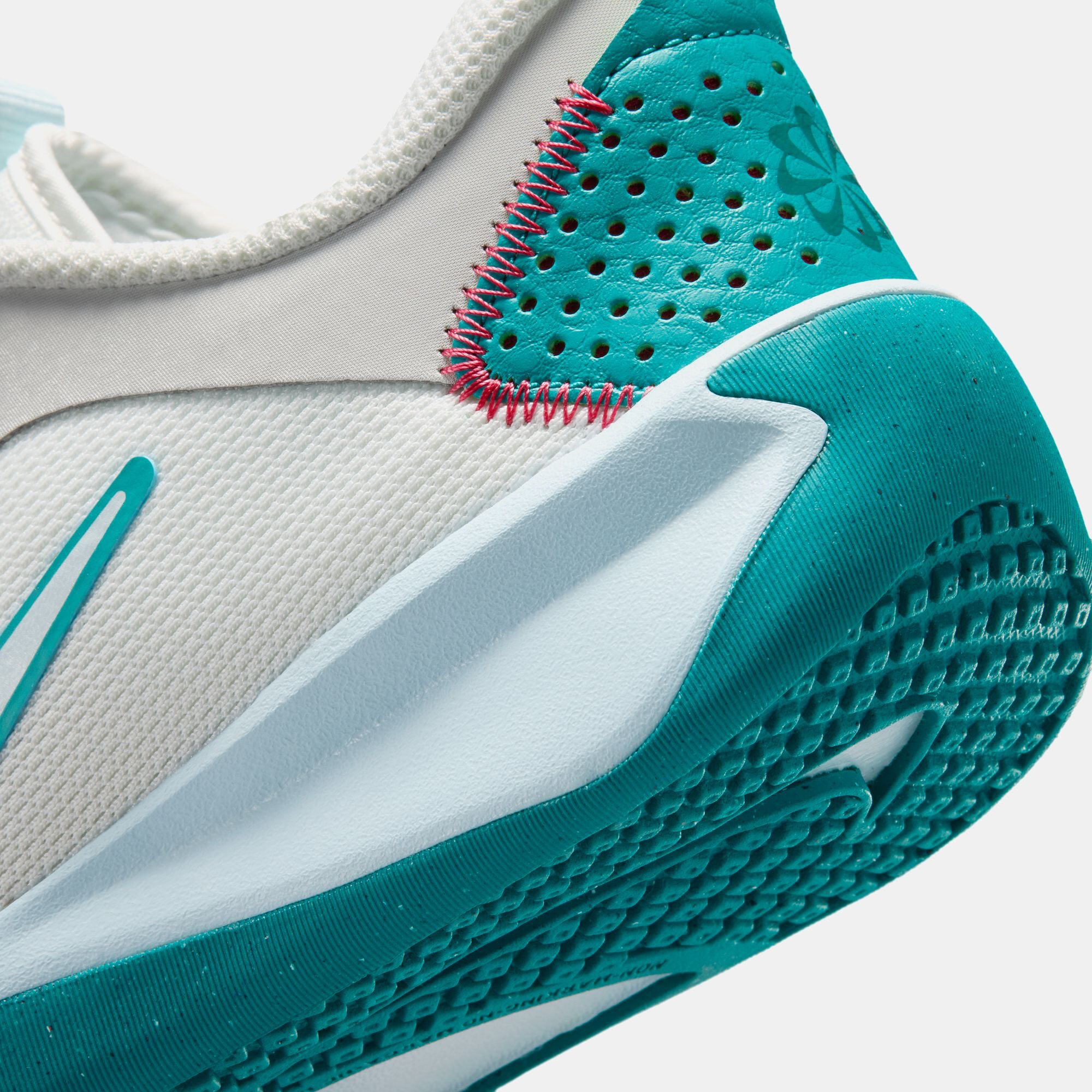 Nike Omni Multi-Court image number 10