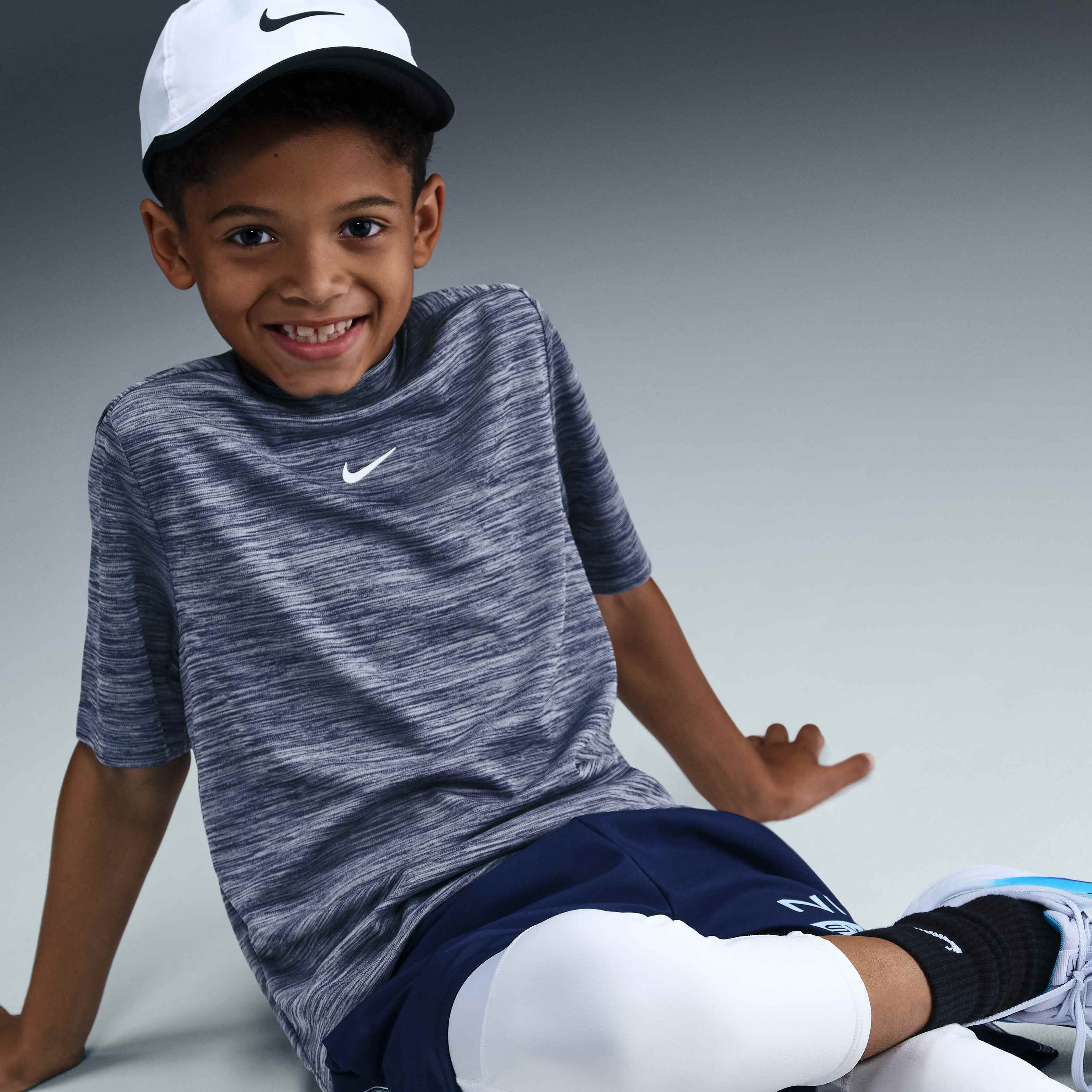 نايكي مالتي image number 2